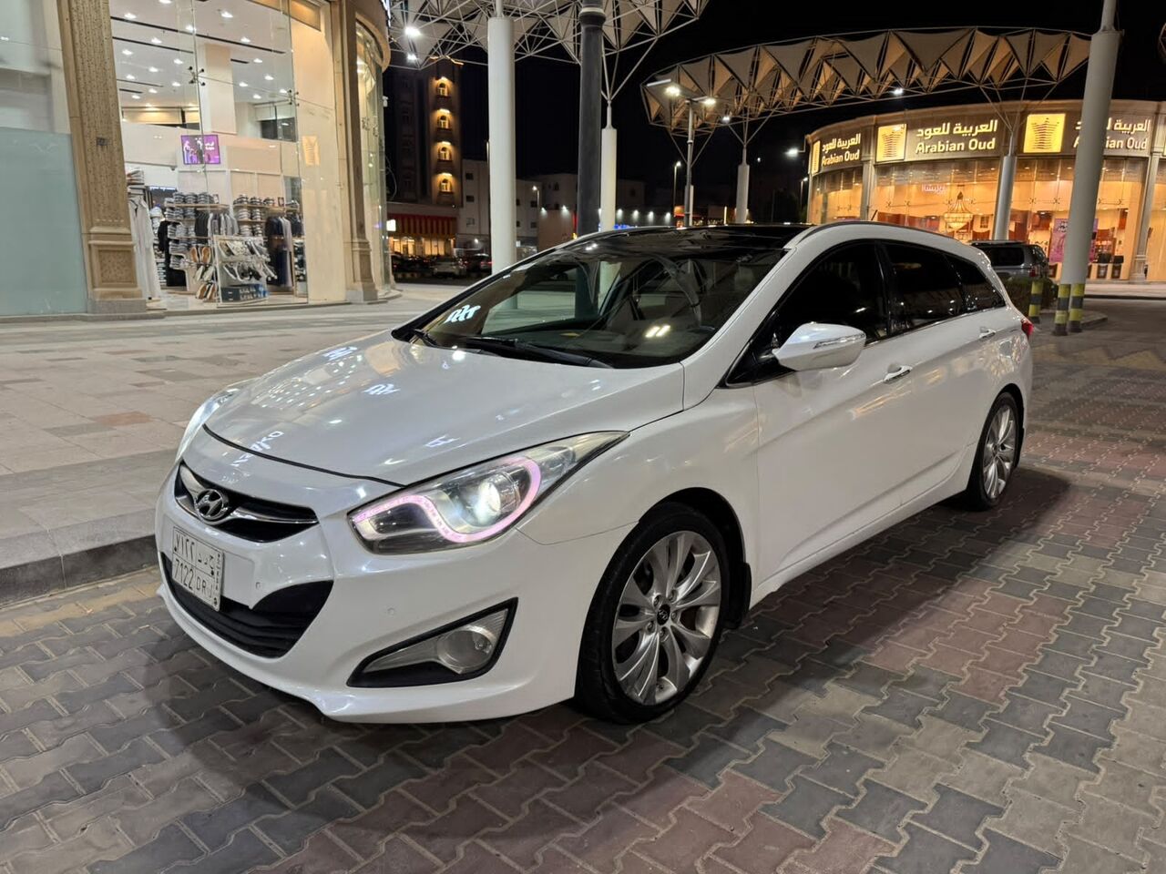 Jeddah, Items Wanted, Hyundai I40 ( 4 Cylinders) Panoramic Roof