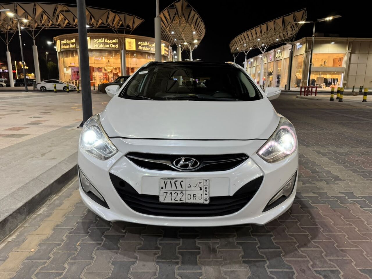 Jeddah, Items Wanted, Hyundai I40 ( 4 Cylinders) Panoramic Roof