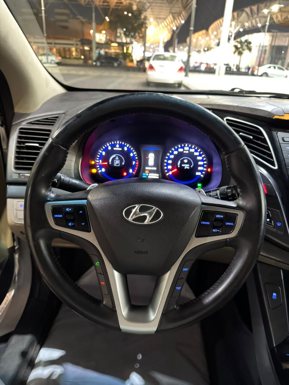 Jeddah, Items Wanted, Hyundai I40 ( 4 Cylinders) Panoramic Roof