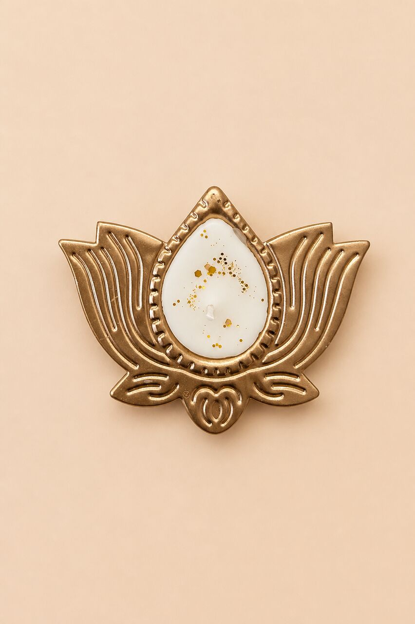 New Delhi, Household Items, INR 115,  Big Lotus Diya