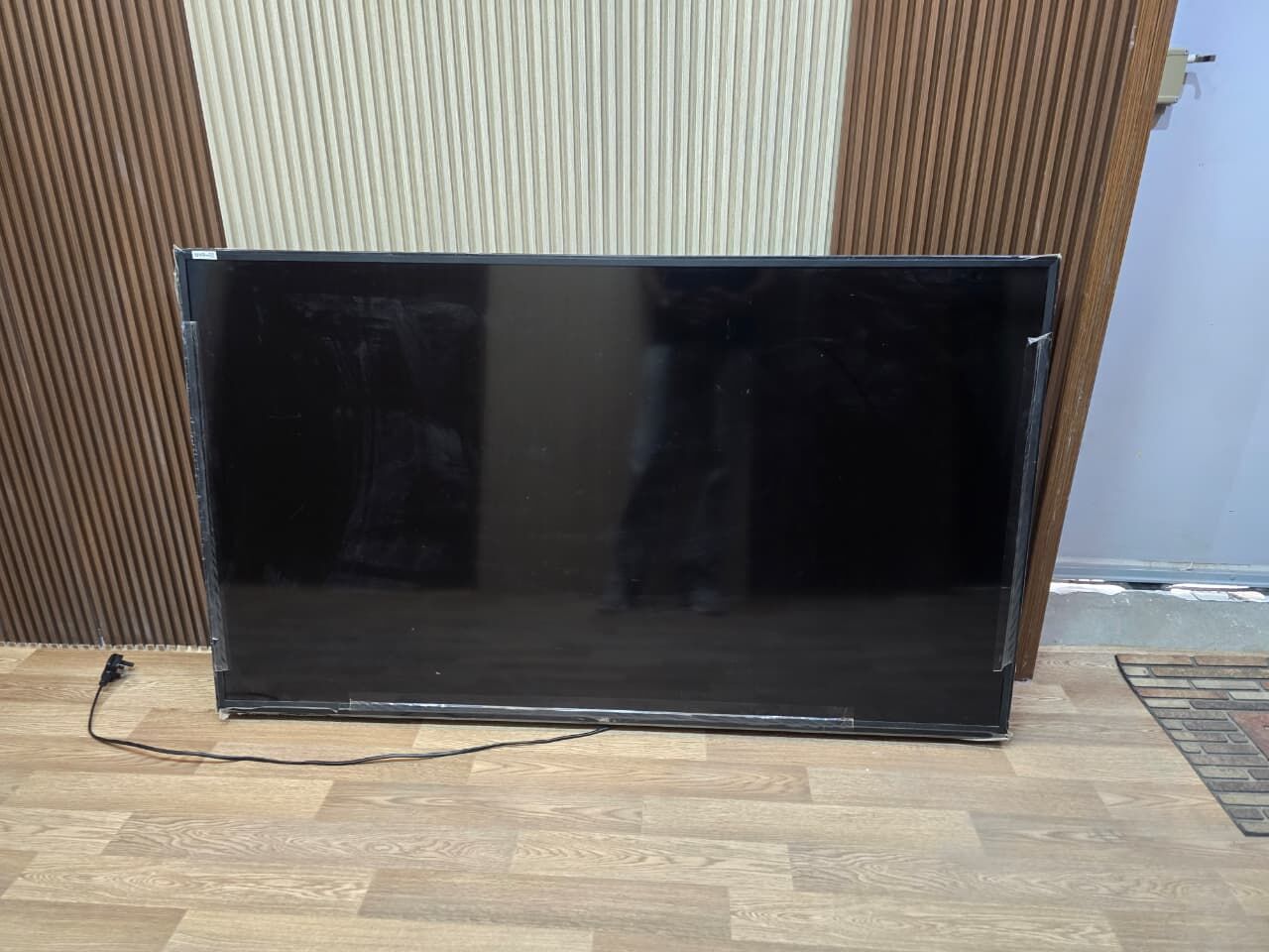 Al Khobar Al Shamalia, Electronics, SAR 700,  JVC 60-inch 4K Ultra HD Smart LED Television