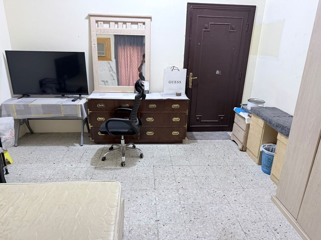 Salamah, Apartments, Flats, Houses & Villas, SAR 450/month,  1 BR,  ONE BR Is Available For Rent To An Executive Bachelor (Indian Or Sri Lankan N