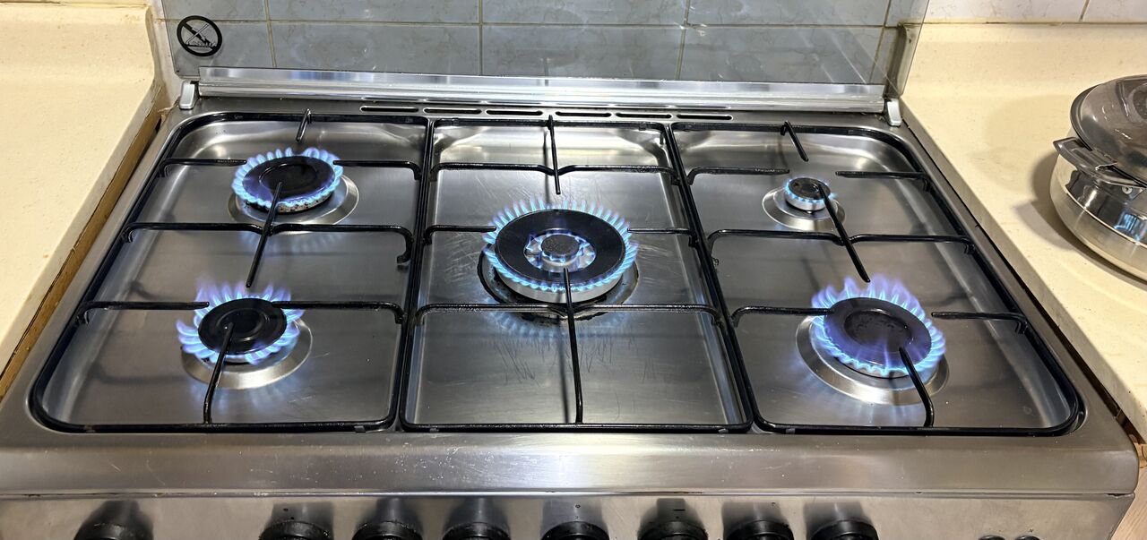 Khobar, Appliances, SAR 300,  Gas Stove Cooker 5 Burner  With Big Oven