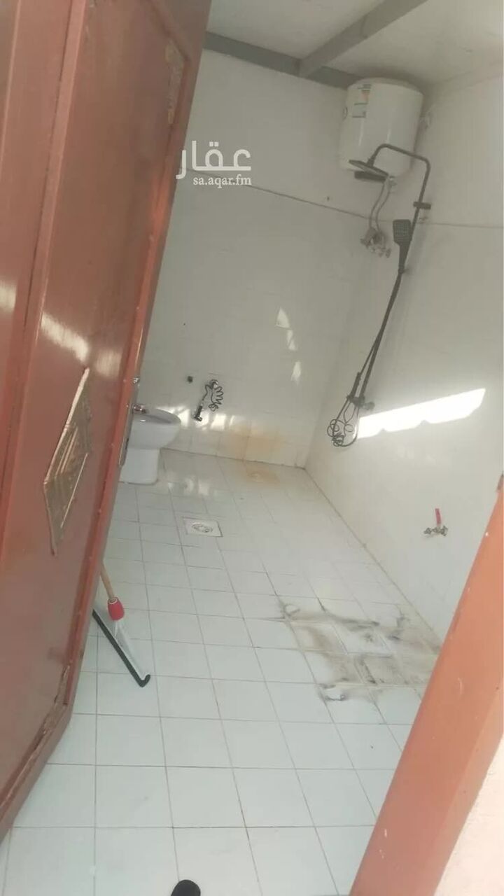 Riyadh, Housing Exchanges, SAR 18000/year,  2 BR,  شقة للإيجار في شارع الشبارقة, حي العريج