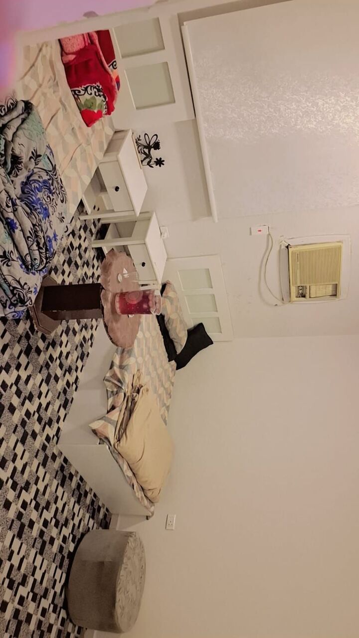 Jeddah, Apartments, Flats, Houses & Villas, SAR 2000/month,  Furnished Flat For Rent 2 Room 1 Bedroom And Kitchen (sharing)