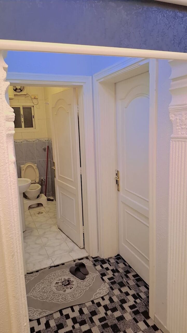 Jeddah, Apartments, Flats, Houses & Villas, SAR 2000/month,  Furnished Flat For Rent 2 Room 1 Bedroom And Kitchen (sharing)