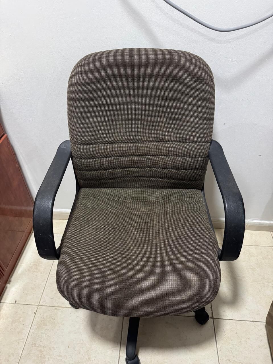 Dammam, Household Items, SAR 55,  Office Chair Good Condition -55 Riyal