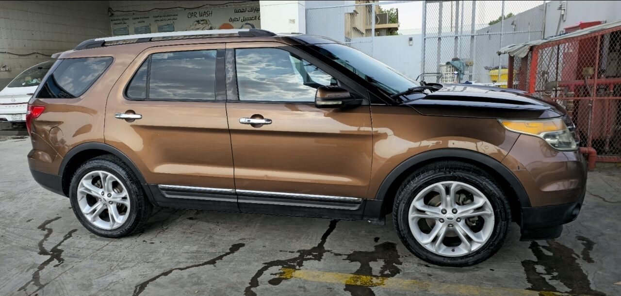 Riyadh, Vehicles, Cars & Trucks , SAR 26000,  Ford Explorer,  2011,  Automatic,  404000 KM,