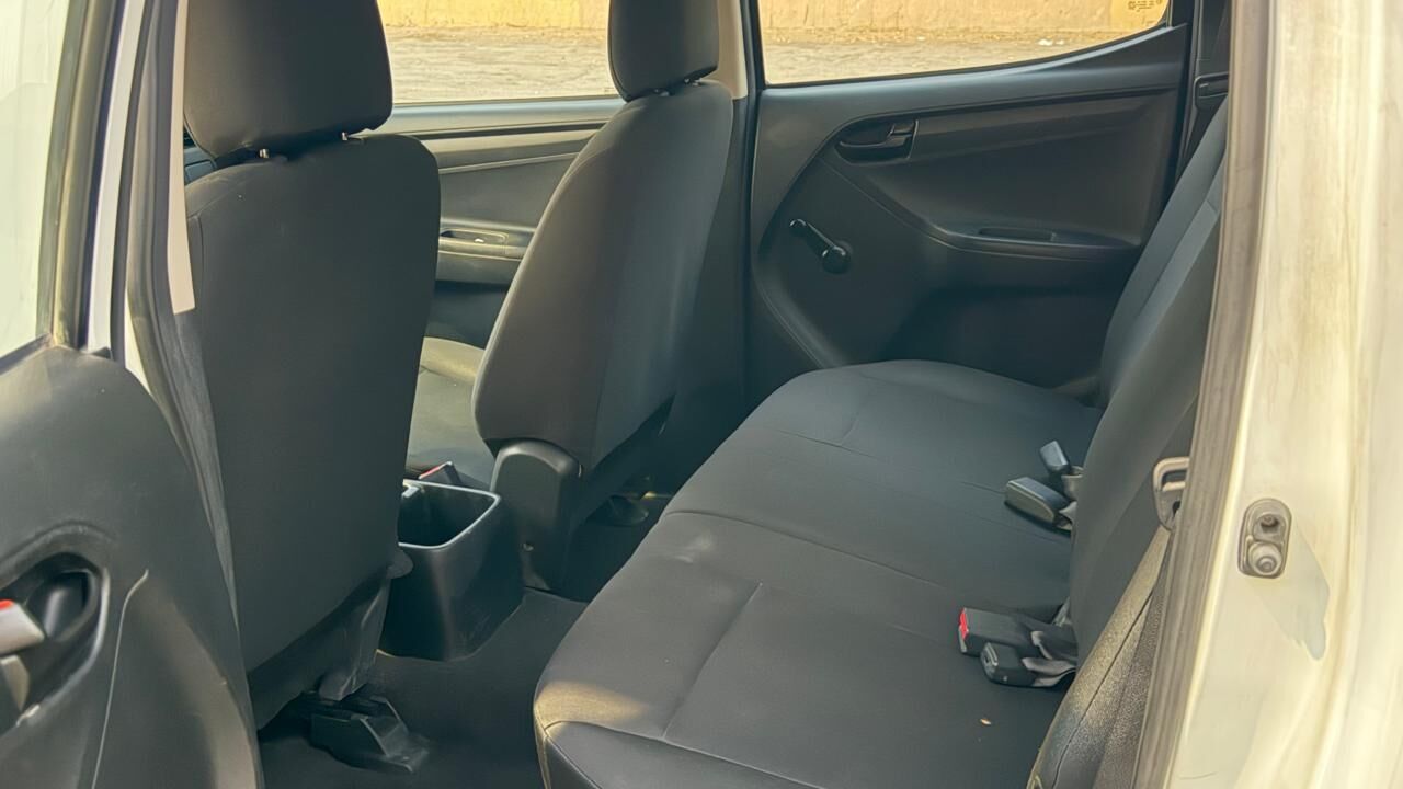 Riyadh, Vehicles, Cars & Trucks , SAR 58000,  Isuzu D-MAX,  2022,  Automatic,  140000 KM,   2-Cab