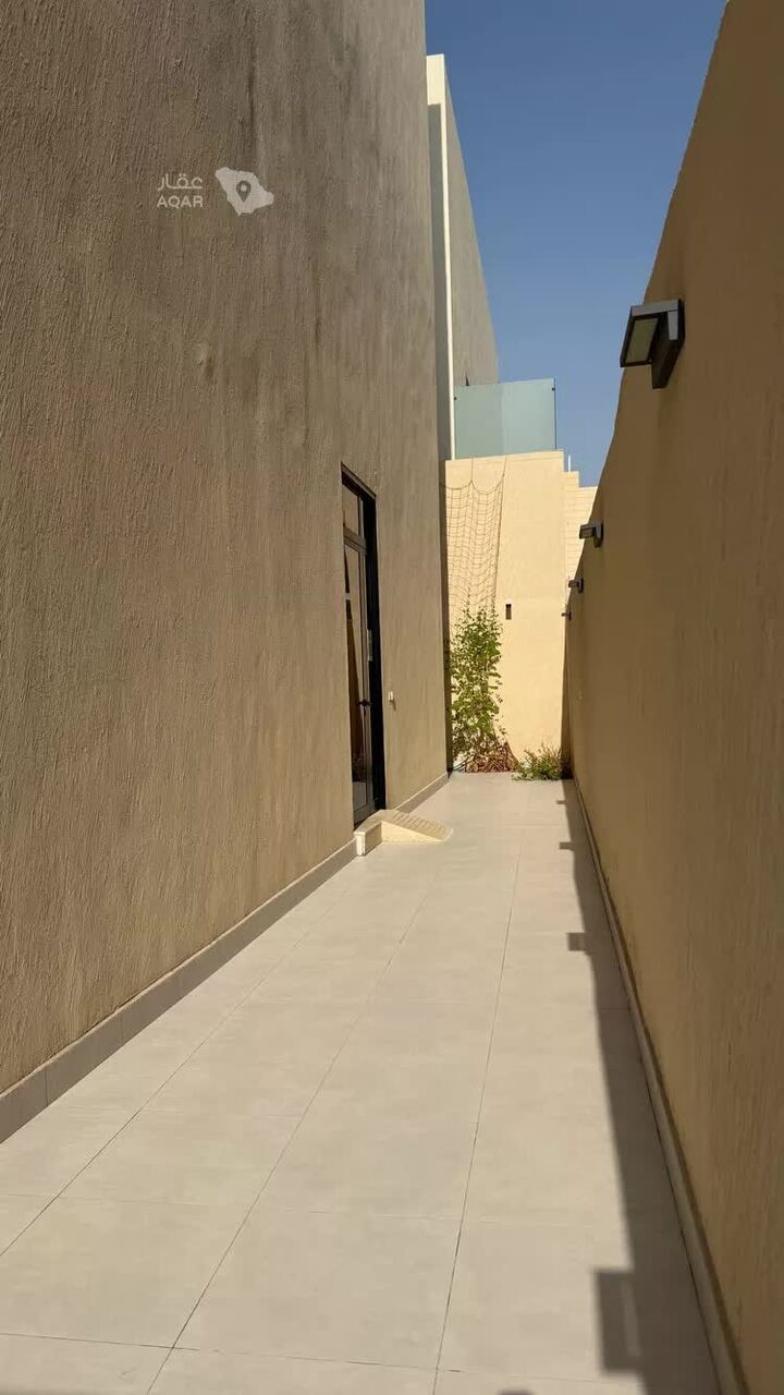 Riyadh, Housing Exchanges, SAR 90000/year,  مكتب تجاري للإيجار في شارع ابي بكر الصدي
