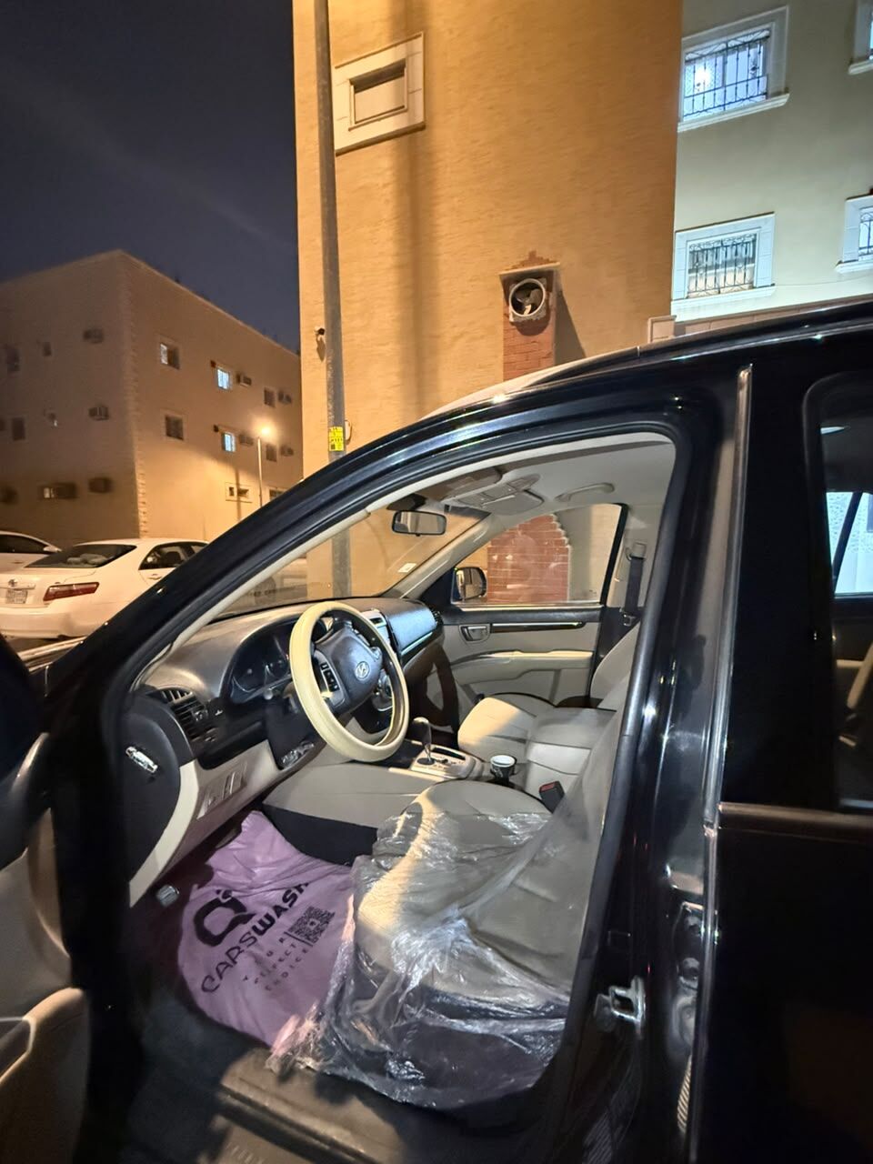 Al Iskan, Vehicles, Cars & Trucks , SAR 2600,  Hyundai Santa Fe,  2012,  Automatic,  299342 KM,   3500 CC Four-wheel Drive Of Model  Is For Sale,