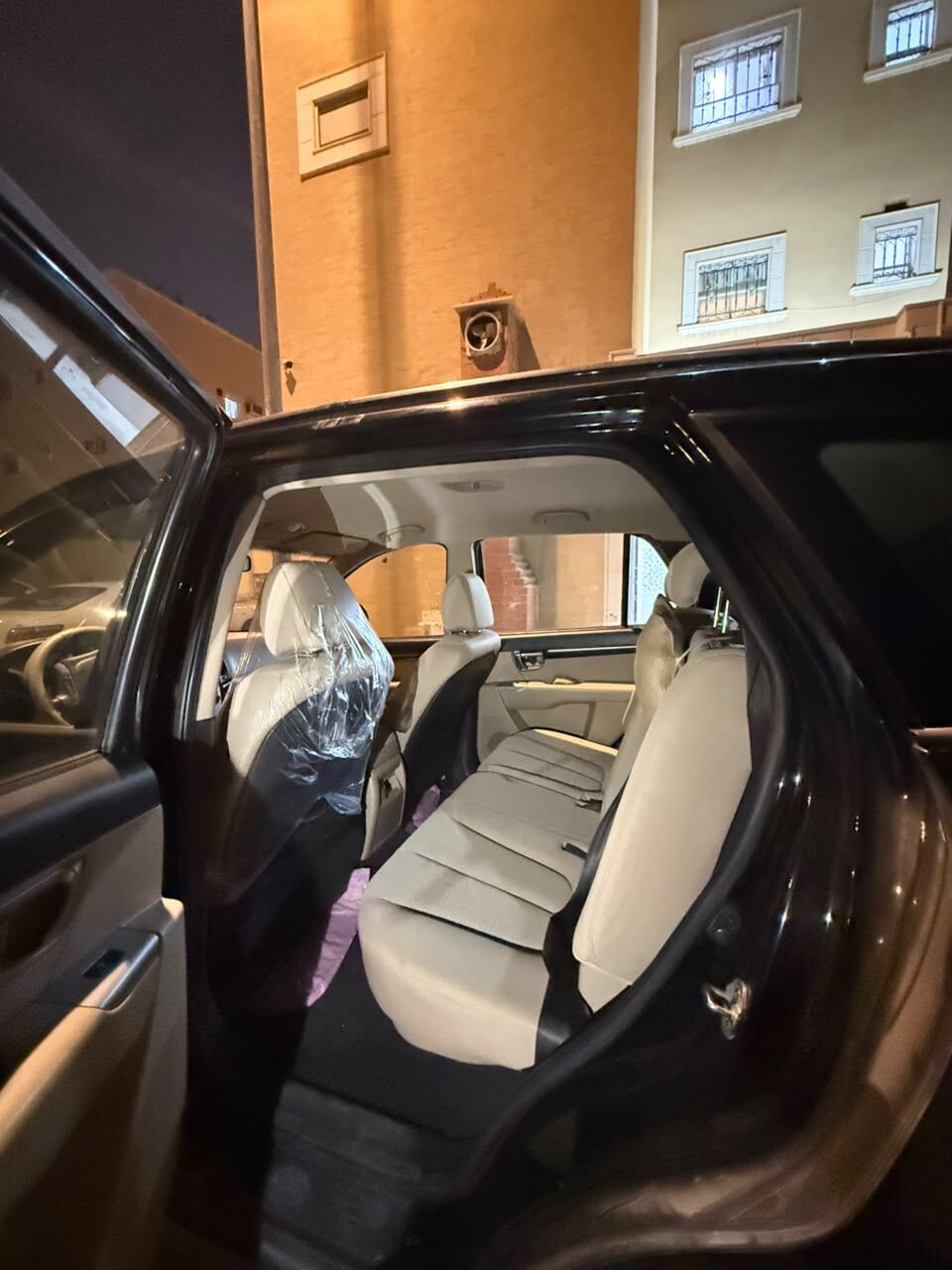 Al Iskan, Vehicles, Cars & Trucks , SAR 2600,  Hyundai Santa Fe,  2012,  Automatic,  299342 KM,   3500 CC Four-wheel Drive Of Model  Is For Sale,