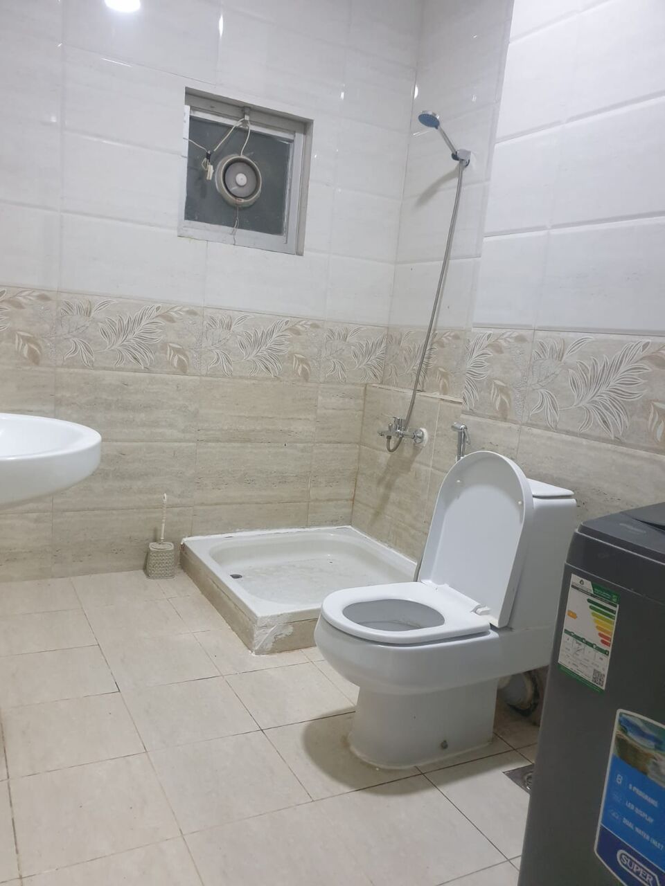 Khobar, Rooms for Rent, SAR 1000/month,  Furnished,  Fully Furnished Bachelor Room For Rent For 1executive Bachelor Only