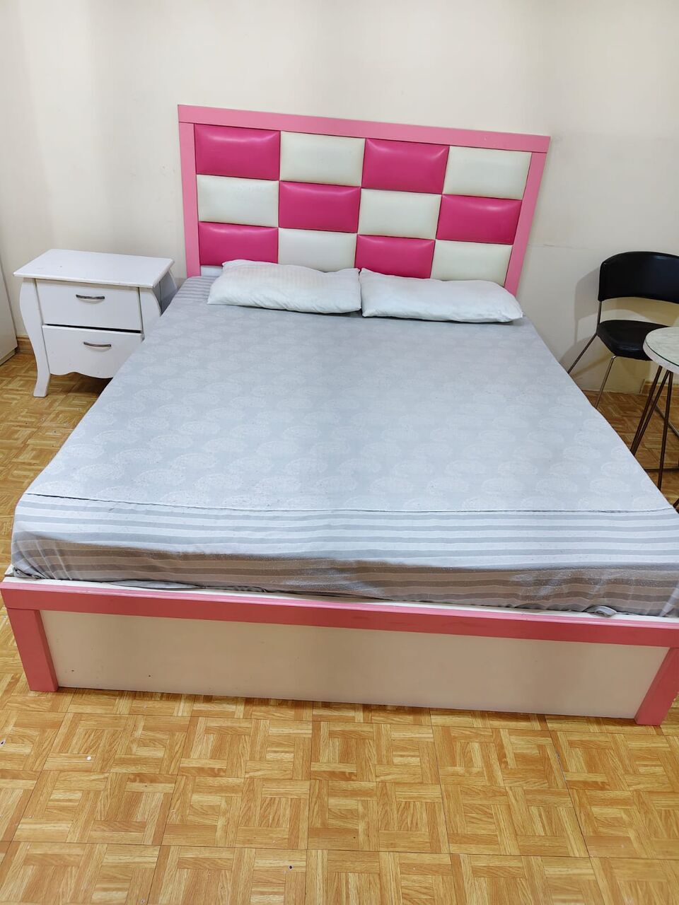 Al Malaz, Furniture, SAR 400,  King-Size Double Bed With Orthopedic Mattress For Sale