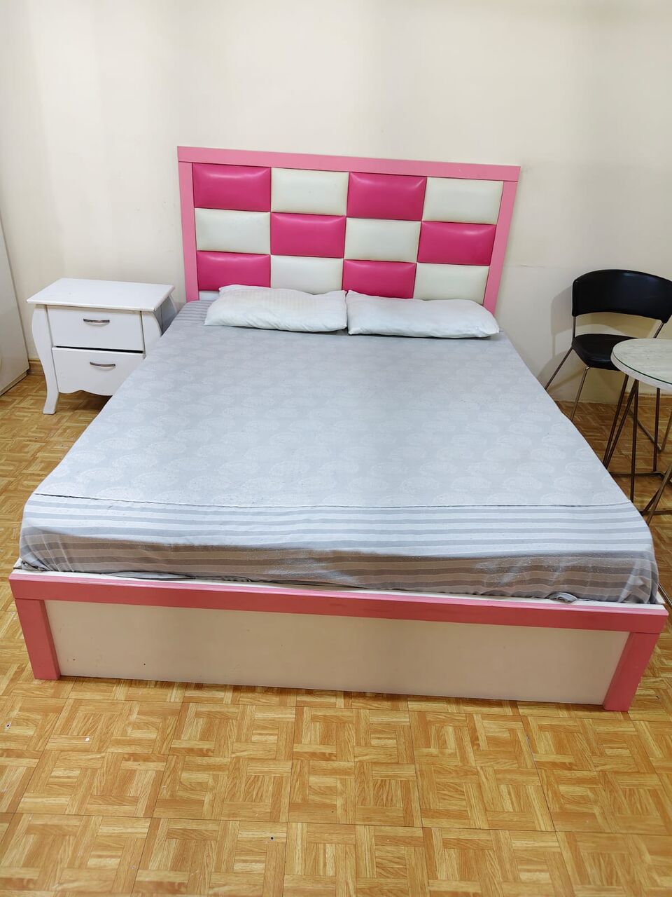 Al Malaz, Furniture, SAR 400,  King-Size Double Bed With Orthopedic Mattress For Sale