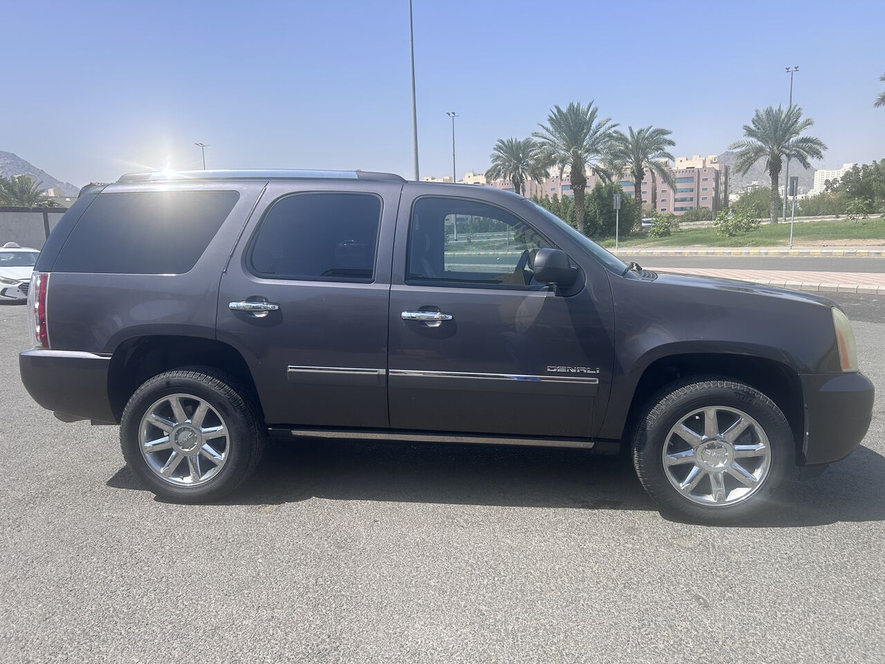 Jeddah, Vehicles, Cars & Trucks , SAR 42000,  GMC Yukon Denali,  2011,  Automatic,  456000 KM,  Excellent Condition