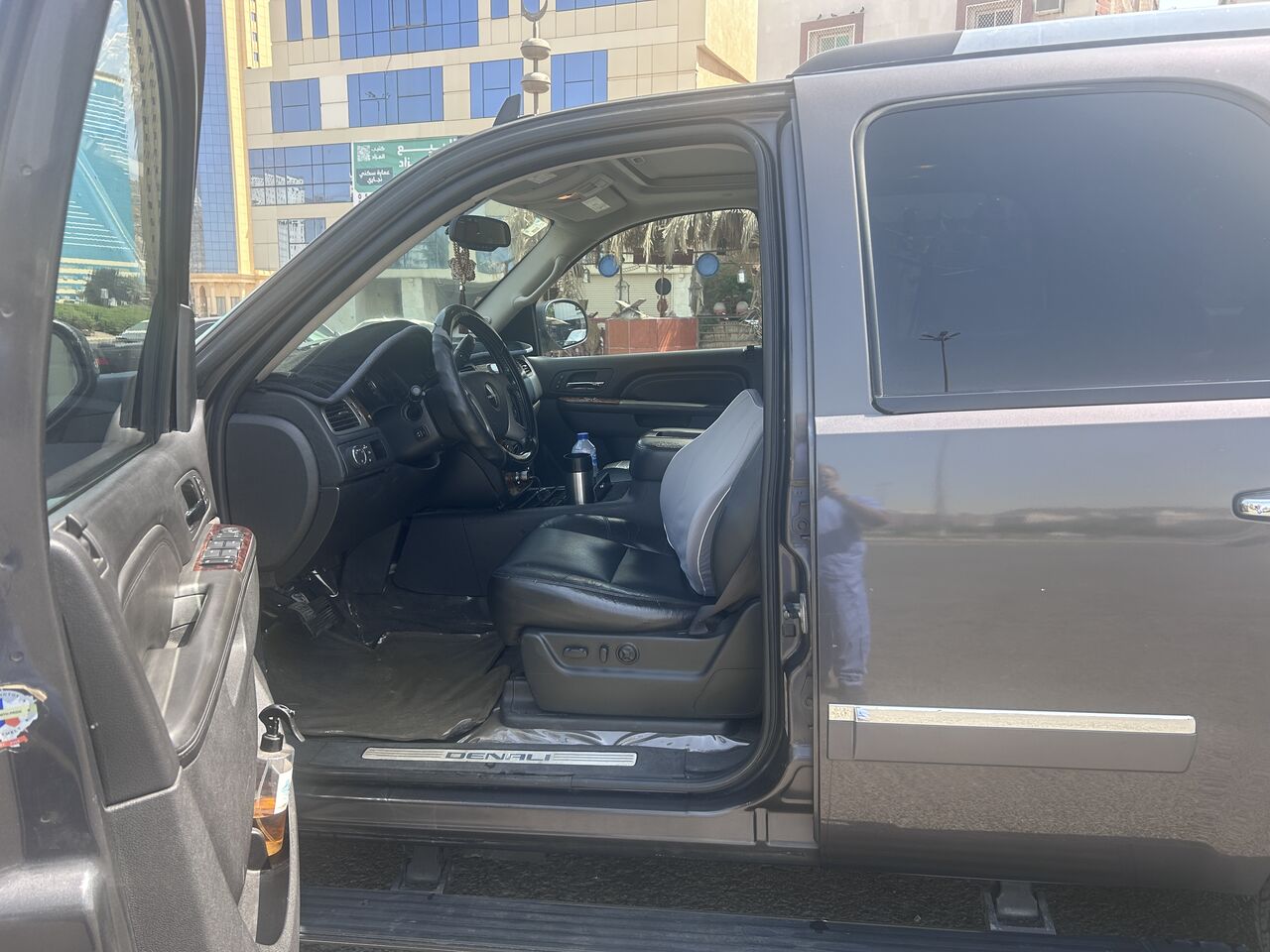 Jeddah, Vehicles, Cars & Trucks , SAR 42000,  GMC Yukon Denali,  2011,  Automatic,  456000 KM,  Excellent Condition