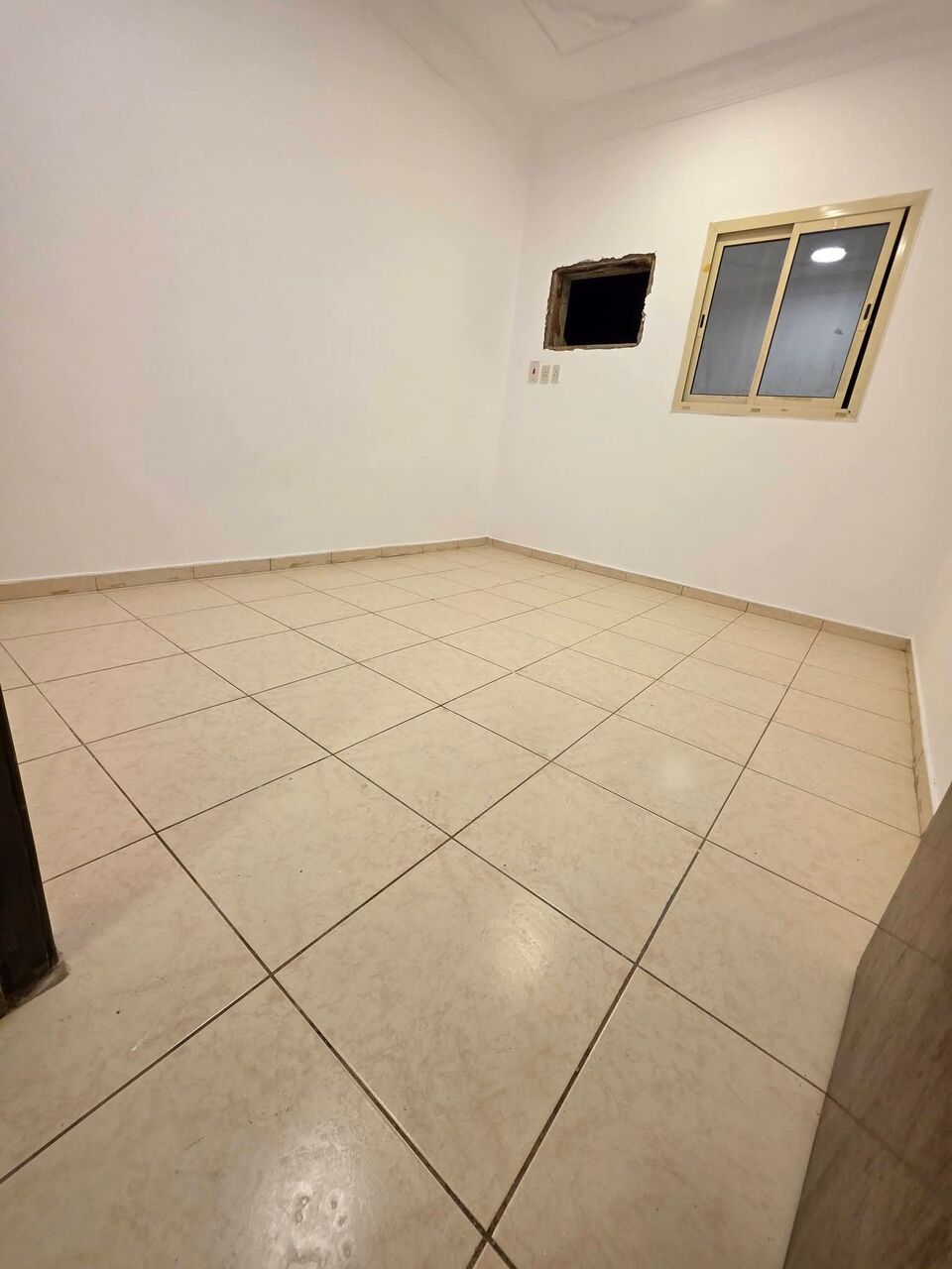 Khobar, Apartments, Flats, Houses & Villas, 2 BR,  2-BEDROOM FAMILY APARTMENT FOR RENT &ndash; SAR 20,000 &ndash; WATER INCLUDED
