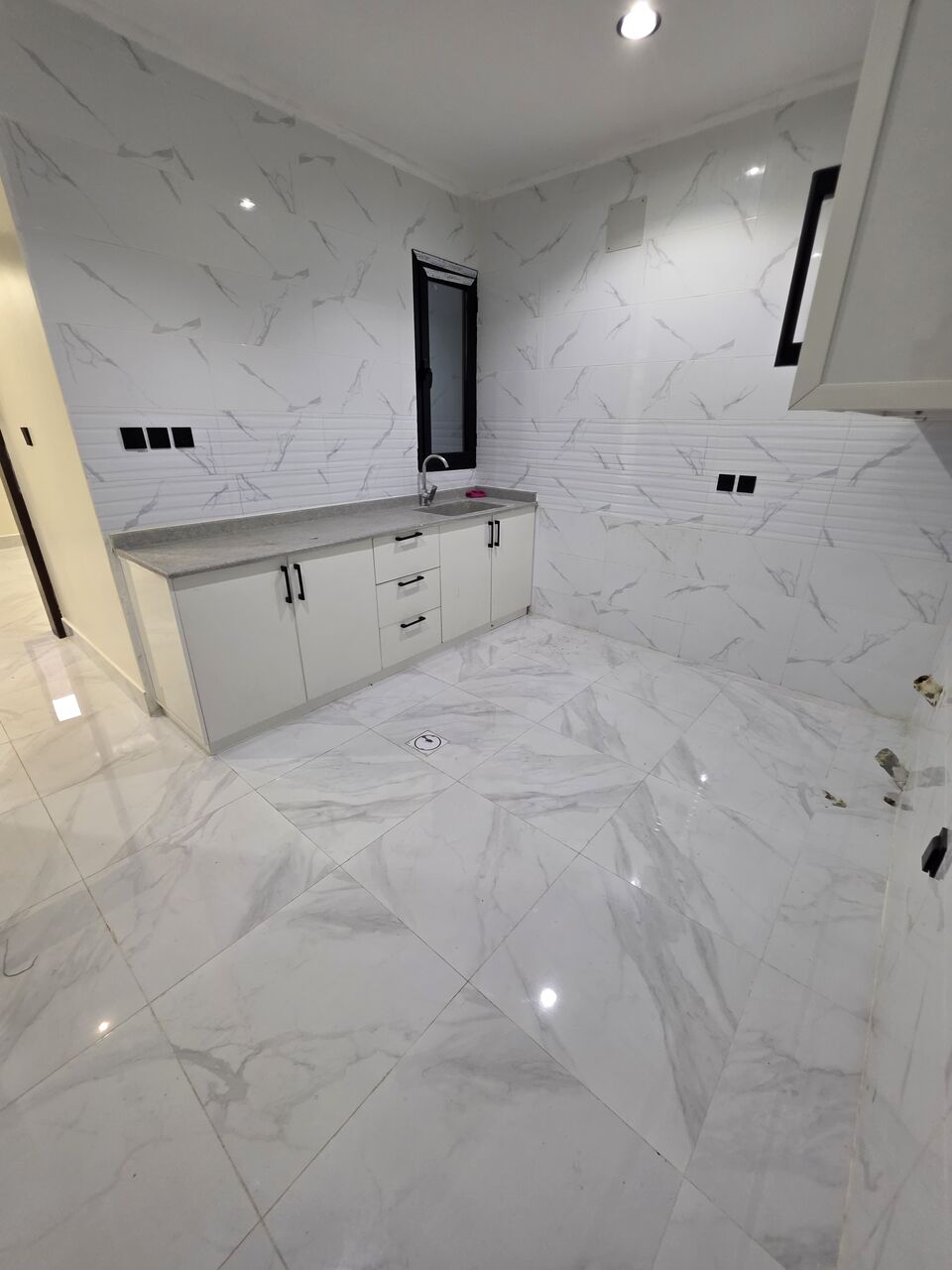 Khobar, Apartments, Flats, Houses & Villas, 2 BR,  FAMILY APARTMENT &ndash; SAR 25,000 - 2-BEDROOMS + 2- Bathrooms + Hall + Kitchen