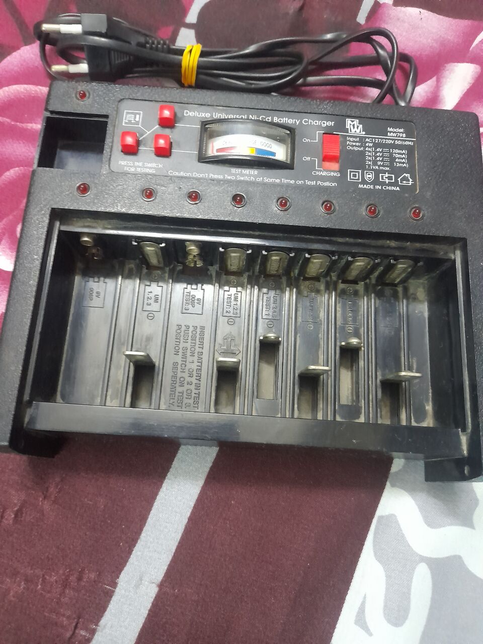 Makkah, Electronics, SAR 100,  Deluxe Charger