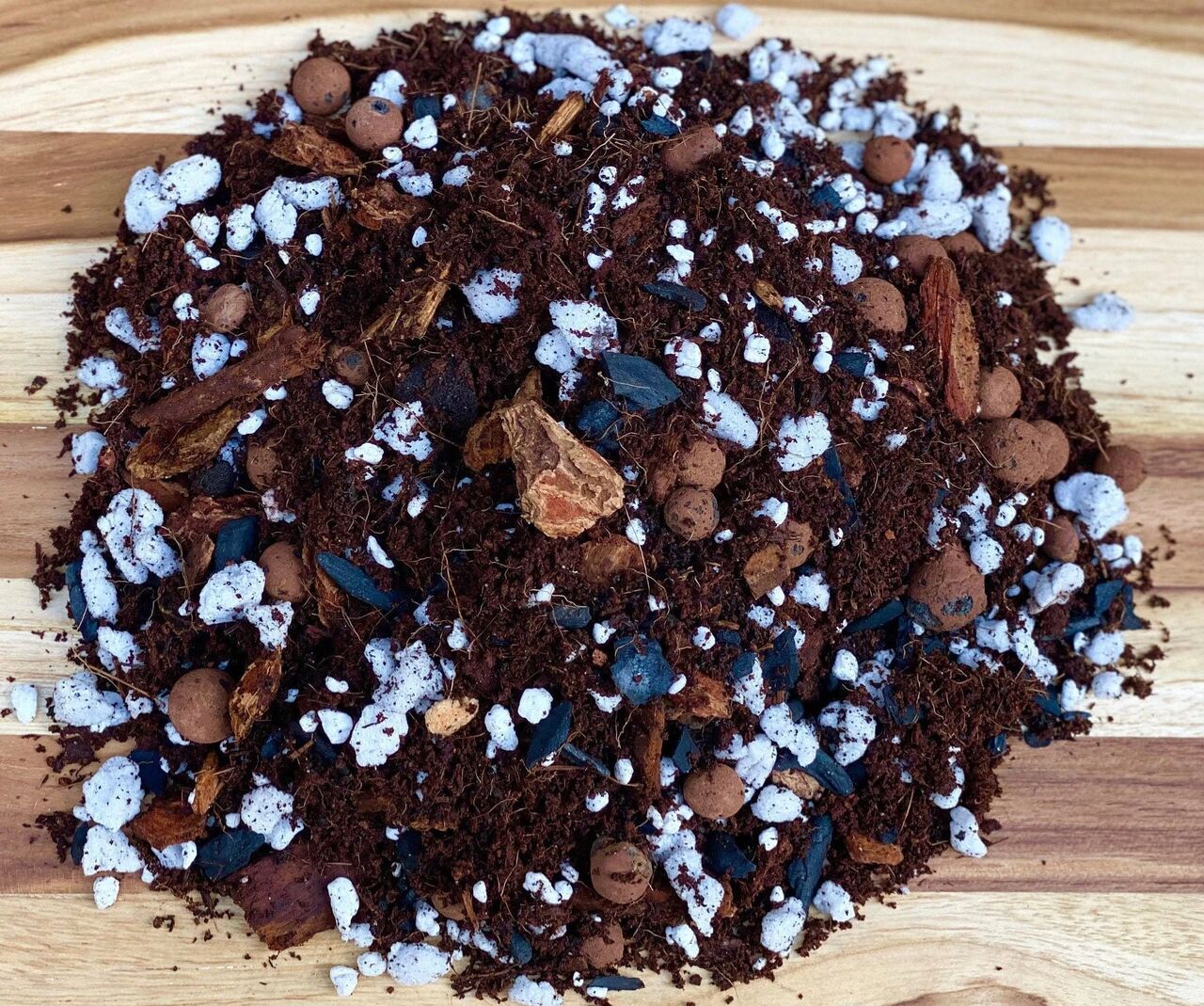New York, Farm & Garden, USD 12,  Aroid Mix &ndash; Quality Growing Mix For Healthy Plant Growth