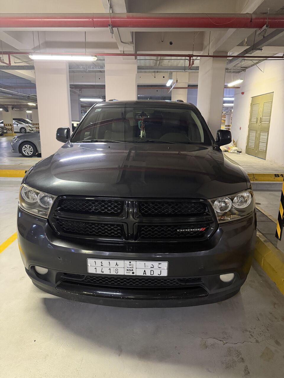 Jeddah, Vehicles, Cars & Trucks , SAR 35000,  Dodge Durango Crew,  2013,  Automatic,  183000 KM,  For Sale:   Full Option &ndash; 5.7L HEMI V8