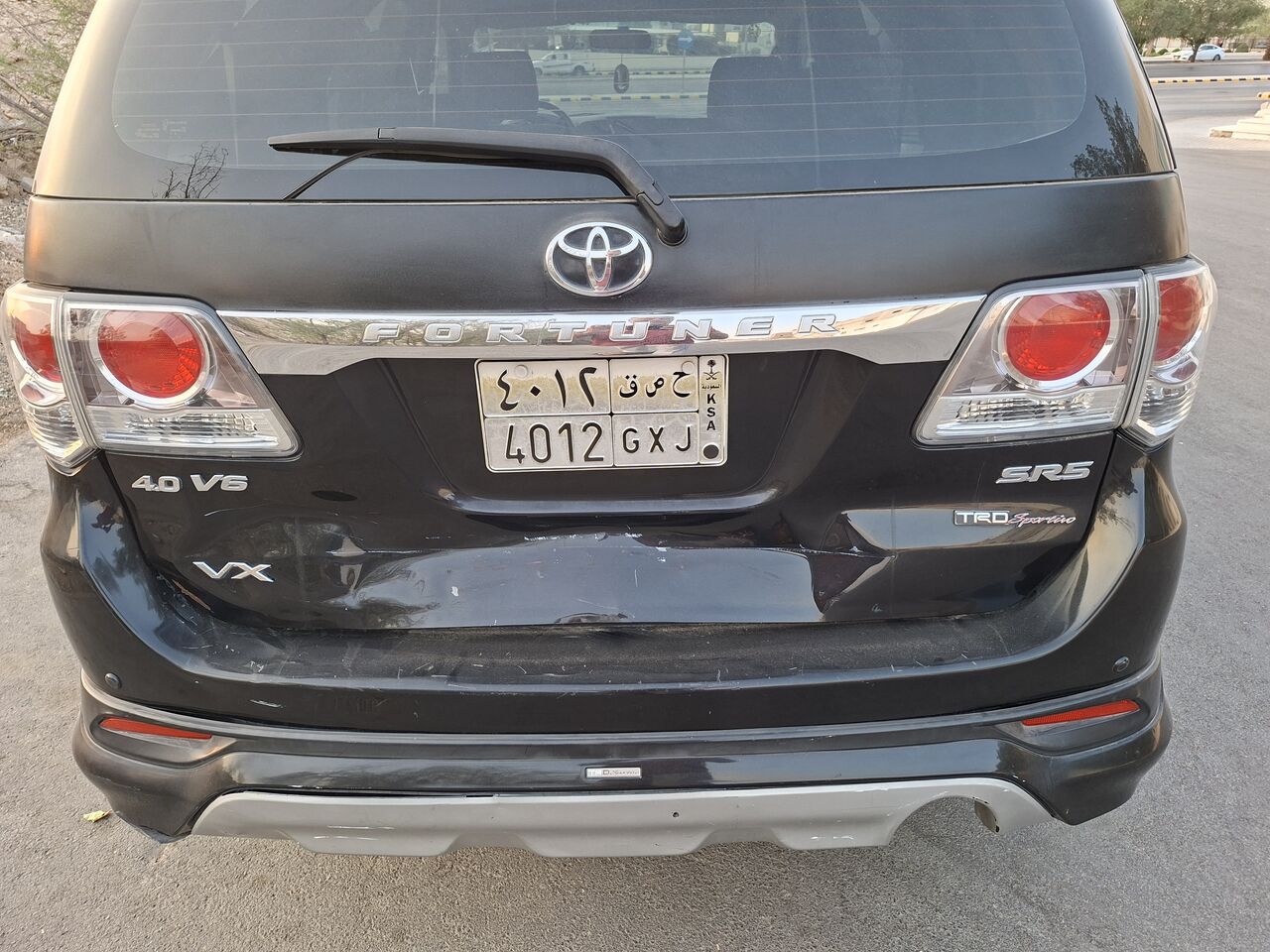 Riyadh, Vehicles, Cars & Trucks , SAR 51900,  Toyota Fortuner TRD Sportivo SR5,  2013,  Automatic,  176745 KM,  4.0 L Engine, V6 (Six Cylinder), 4X4