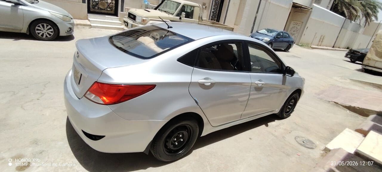 Riyadh, Vehicles, Cars & Trucks , SAR 20000,  Hyundai Accent,  2016,  Automatic,  260000 KM,  I Want Buy Scv Car So Selling Car