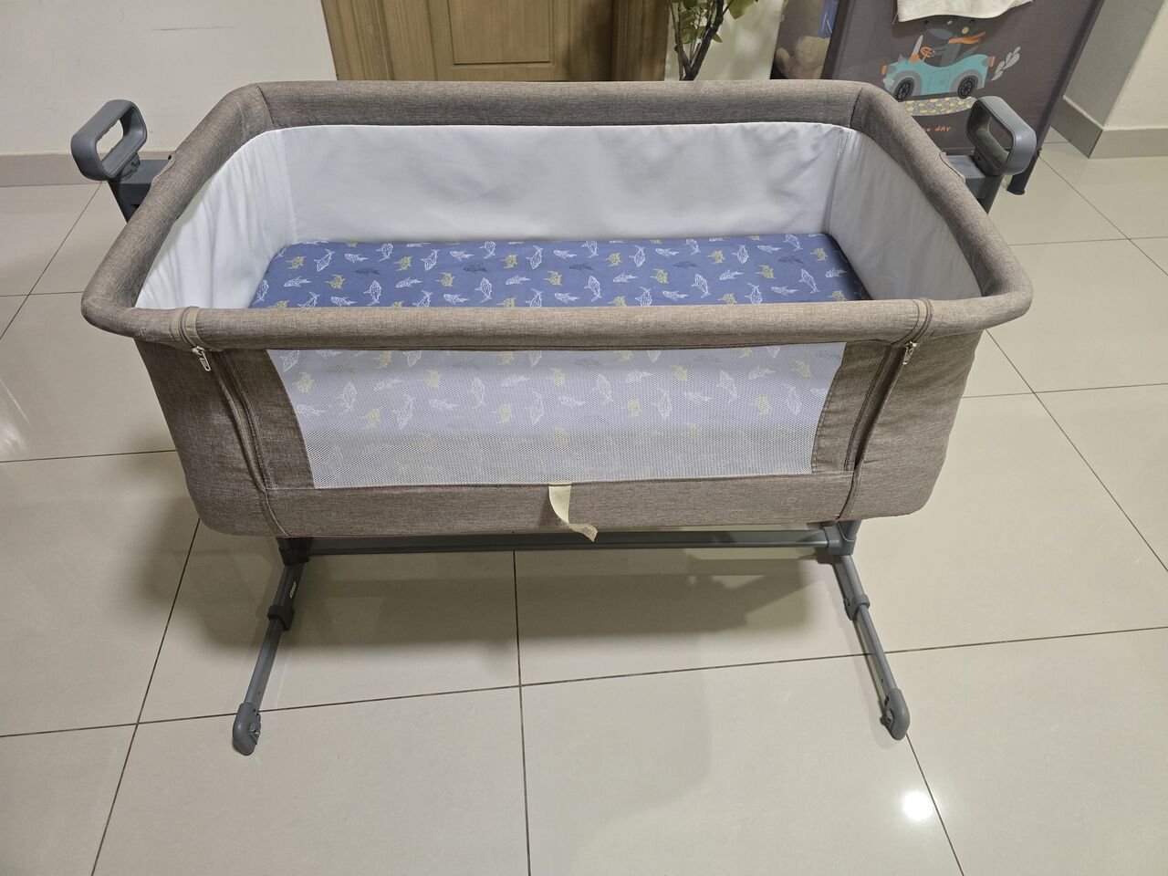Al Wizarat, Baby & Kid Stuff, SAR 100,  Baby Bed / Co-Sleeper For Sale