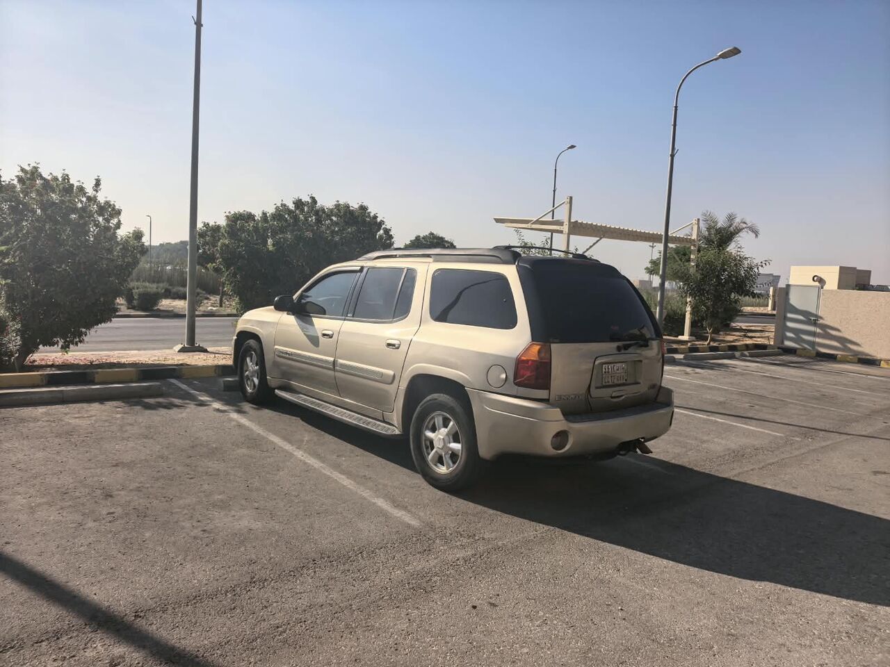 Jubail, Vehicles, Cars & Trucks , SAR 13500,  GMC Envoy XL,  2005,  Automatic,  285 KM,  Urgent