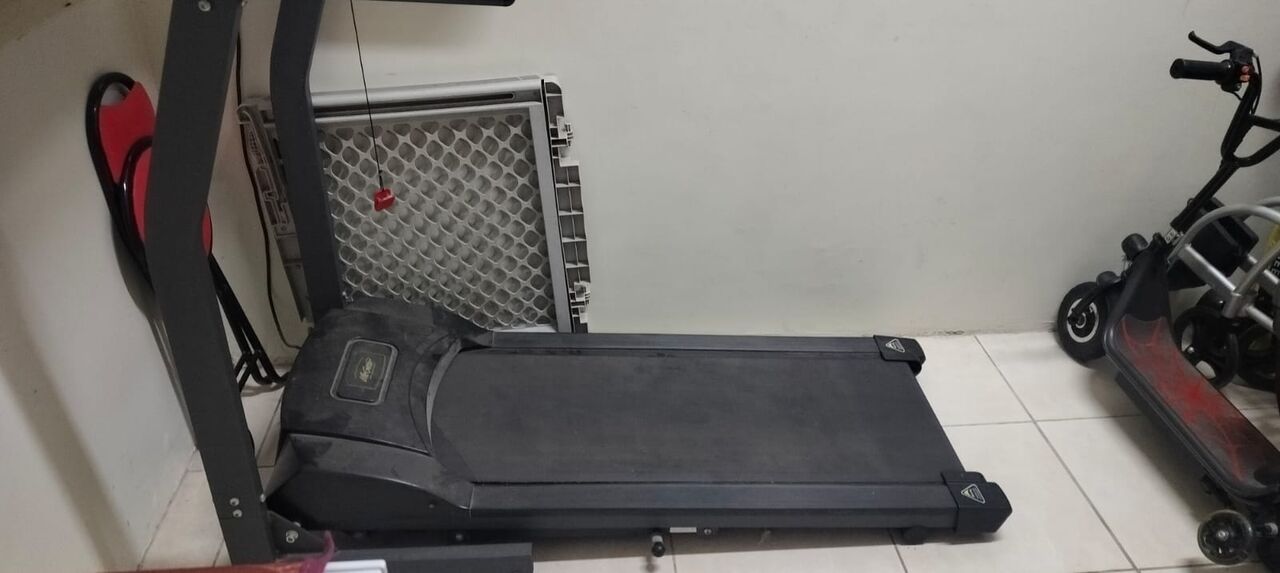 Riyadh, Sporting Goods, SAR 1000,  LifeGear Treadmill For Sale &ndash; Good Condition