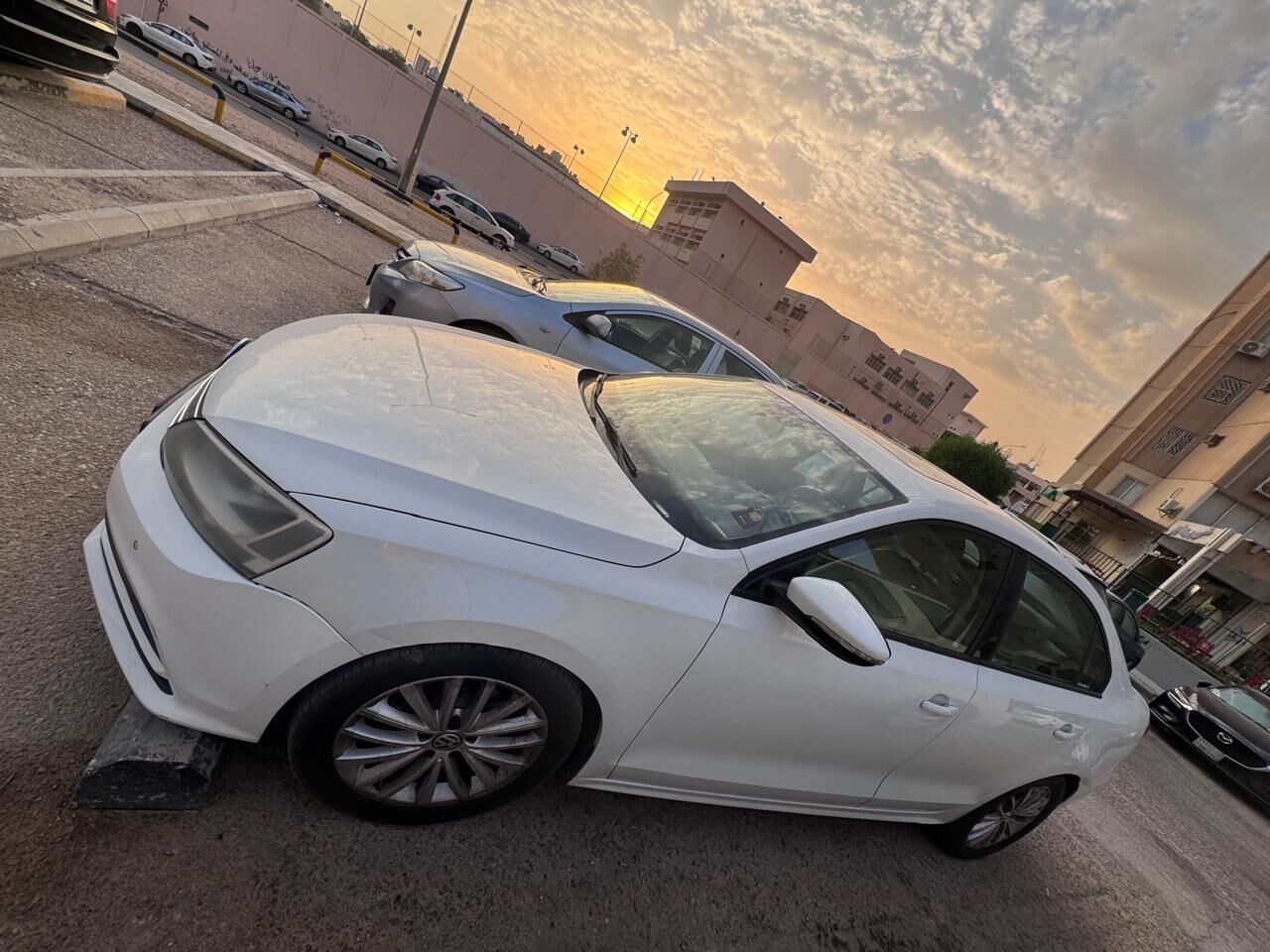 Olaya, Vehicles, Cars & Trucks , SAR 20,  Volkswagen Jetta,  2015,  Automatic,  190596 KM,  Volkswagen For Sale
