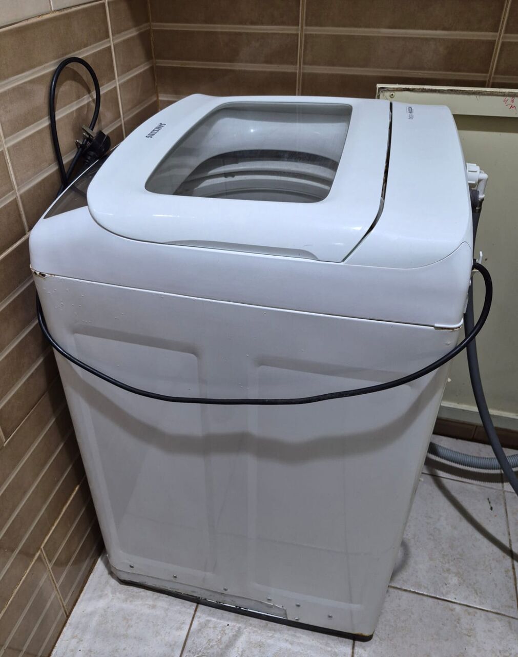 Riyadh, Household Items, SAR 2,  Household Items For Sale &ndash; Fridge, Oven, Washing Machine, Bed & More - Good Condition