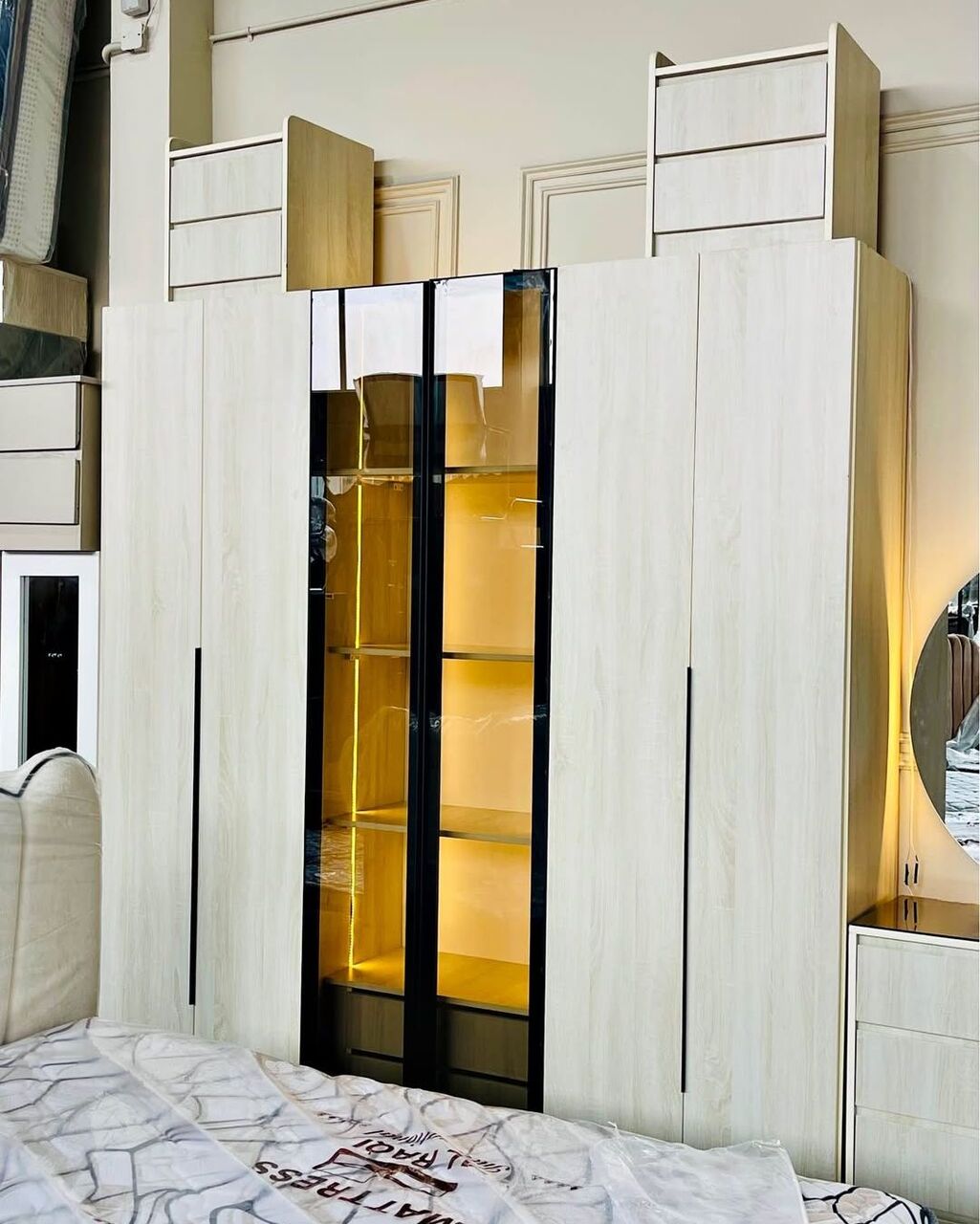 Al Safa, Furniture, SAR 1500,  Modern Aluminum Mirrors Wardrobe Available In Jeddah