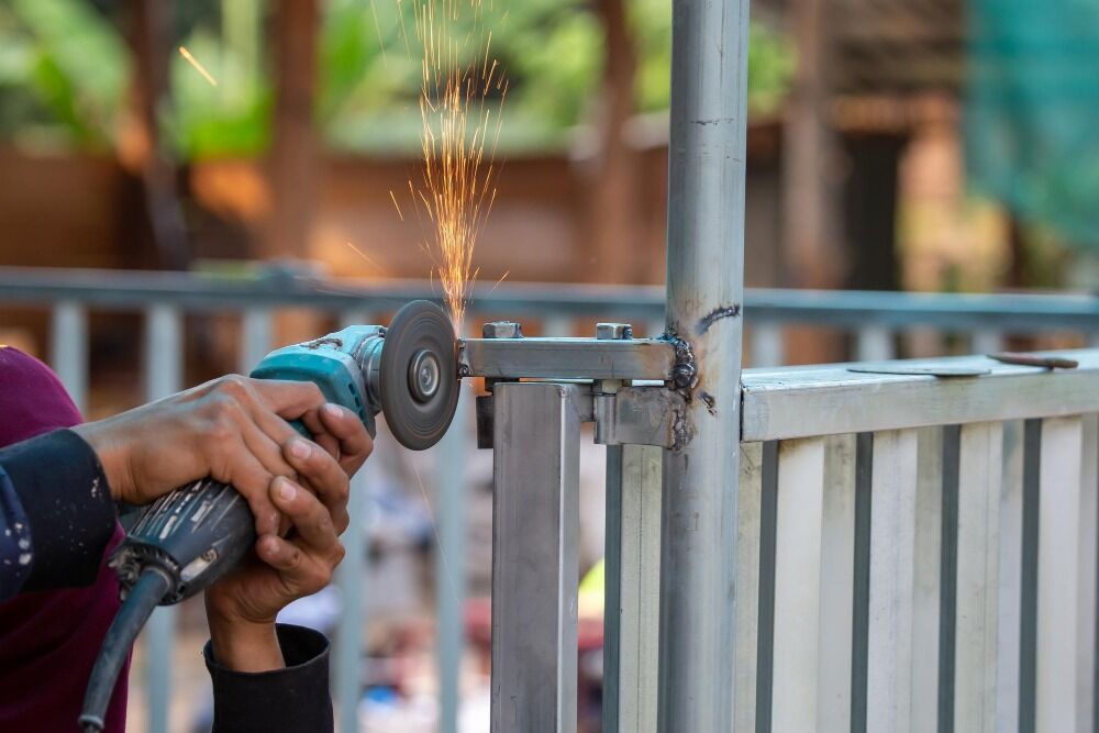 Melbourne, Construction, Upgrade Your Pool Safety: Aluminium Fencing In Melbourne