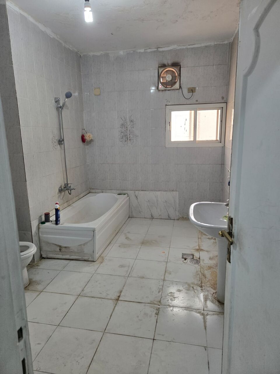 Madinah, Holiday/Vacation Rentals, SAR 1400/month,  2 BR,  120 Sq. Meter,  For 3 Or Longer Months Vocational Rental