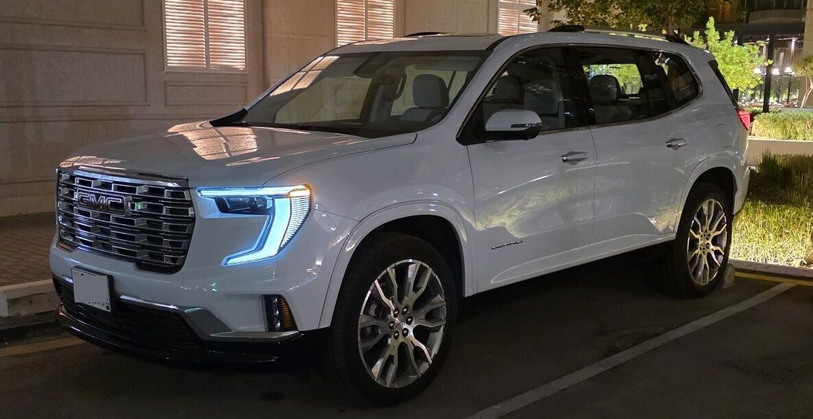 Olaya, Vehicles, Cars & Trucks , SAR 198000,  Denali - GMC Acadia,  2026,  Automatic,  2300 KM,  Denali GMC -  - Made In USA - Still NEW - Almost Zero Mileage