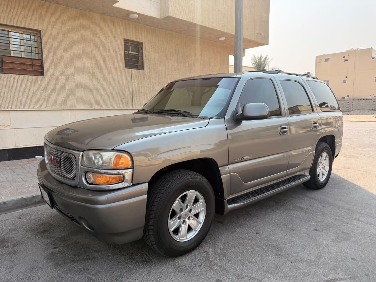Dammam, Vehicles, Cars & Trucks , SAR 30000,  GMC Yukon Denali,  2005,  Automatic,  400000 KM,