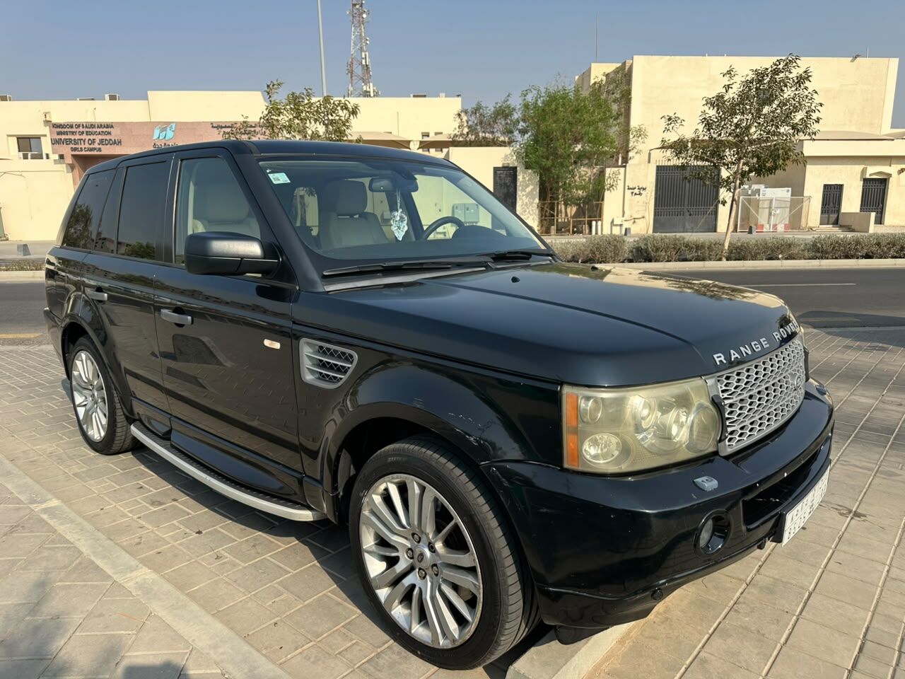 Jeddah, Vehicles, Cars & Trucks , SAR 45,  2009 Range Rover Sport Supercharged,  2009,  Automatic,  115000 KM,  Doctor