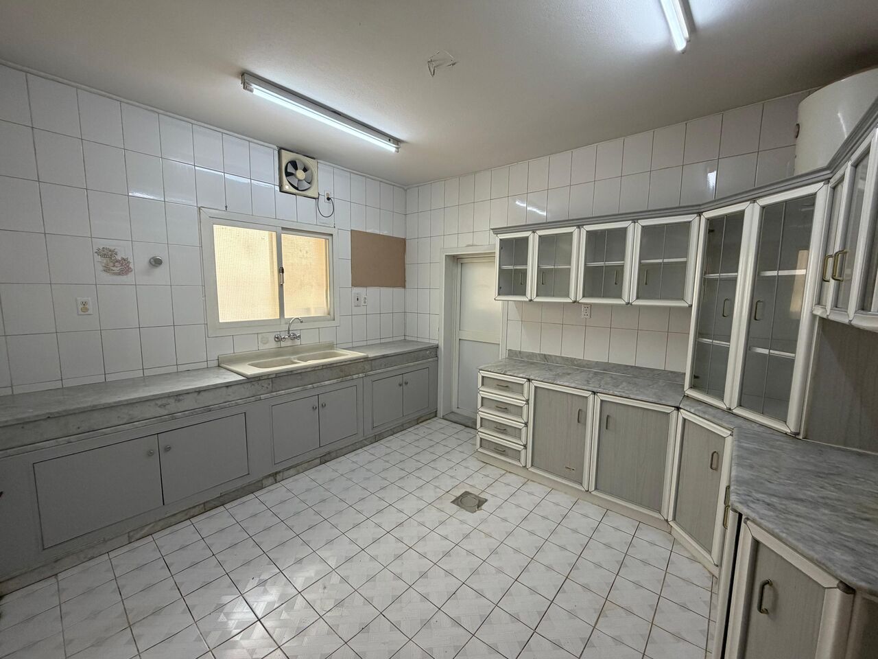 Khobar, Apartments, Flats, Houses & Villas, SAR 24500/year,  4 BR,  Family Apartment For Rent 235/5