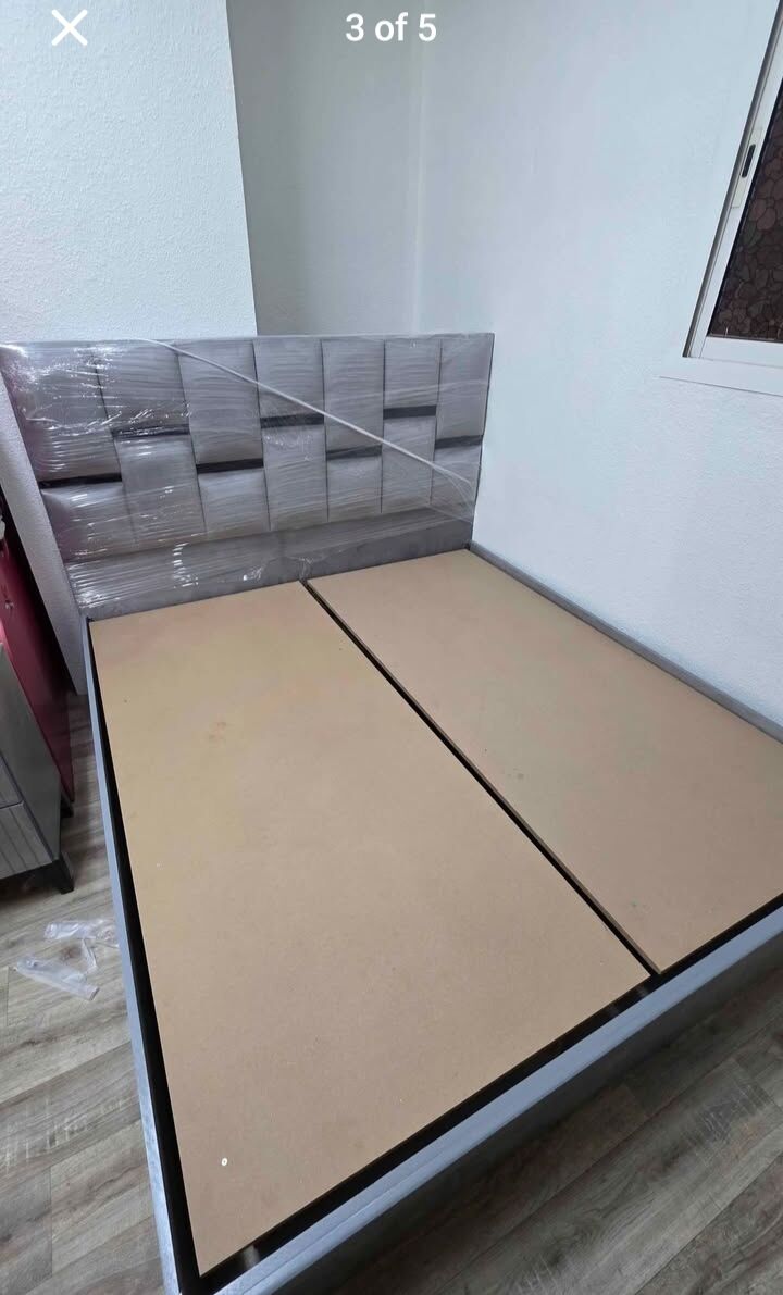 Al Aqeeq, Furniture, SAR 11,  New Bdrom Set Pakistani 🇵🇰