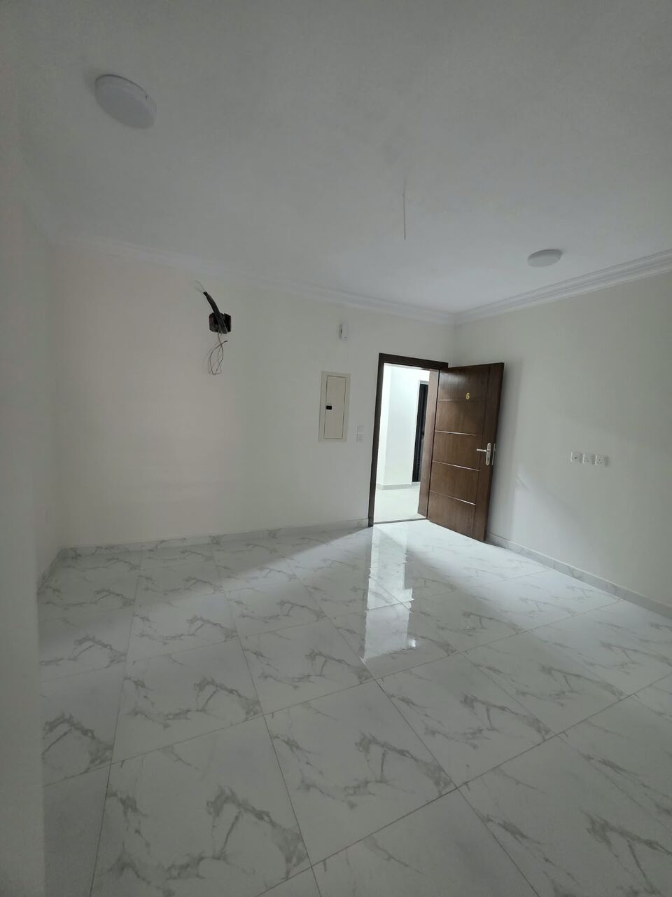 Khobar, Apartments, Flats, Houses & Villas, SAR 1850/month,  2 BR,  Consists Of:- 2 Bedrooms, Room   2 Bathrooms, And A Kitchen,  Fast Floor, External Apartme