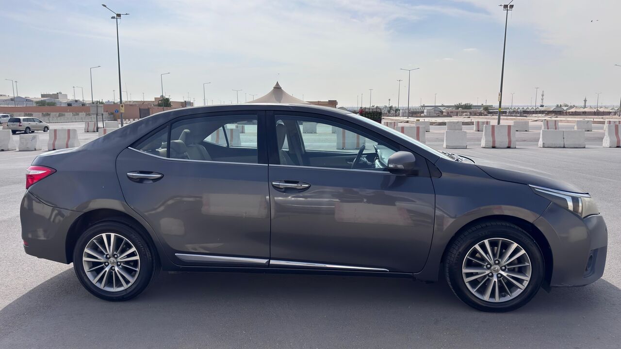 Riyadh, Vehicles, Cars & Trucks , SAR 33000,  Toyota Corolla,  2014,  Automatic,  286015 KM,  Very Well Maintained