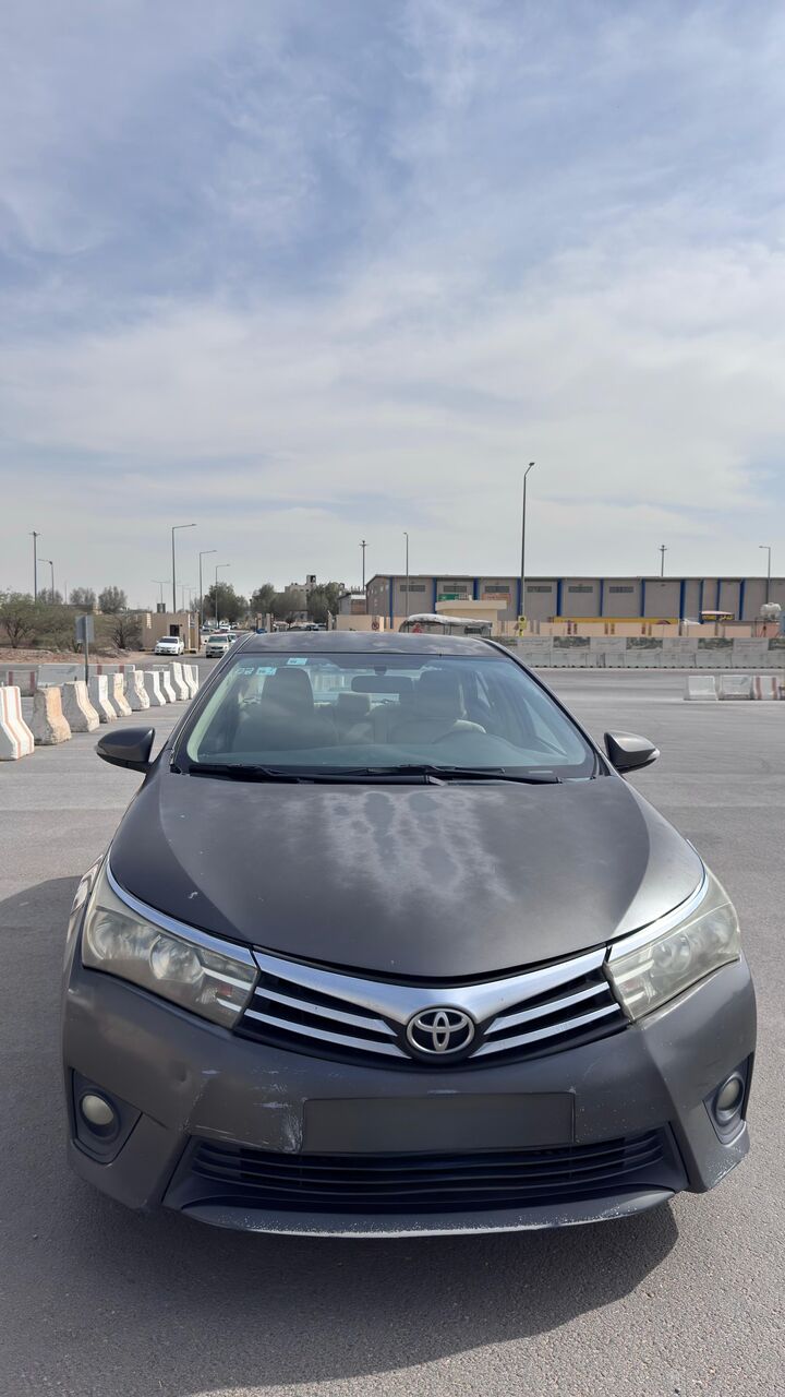 Riyadh, Vehicles, Cars & Trucks , SAR 33000,  Toyota Corolla,  2014,  Automatic,  286015 KM,  Very Well Maintained