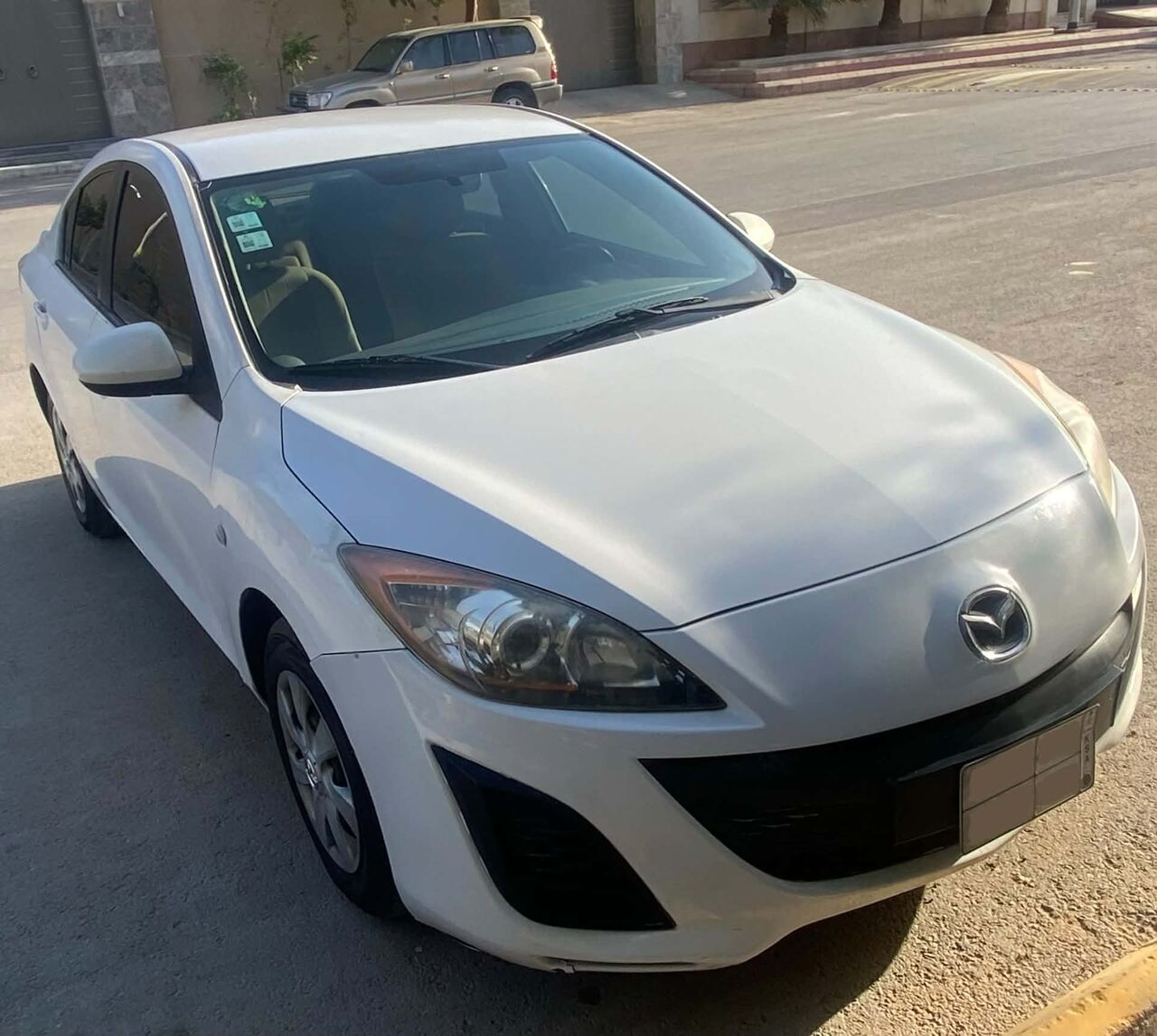 Riyadh, Vehicles, Cars & Trucks , SAR 15500,  Mazda,  2010,  Automatic,  385000 KM,   3  &ndash;  & Economical