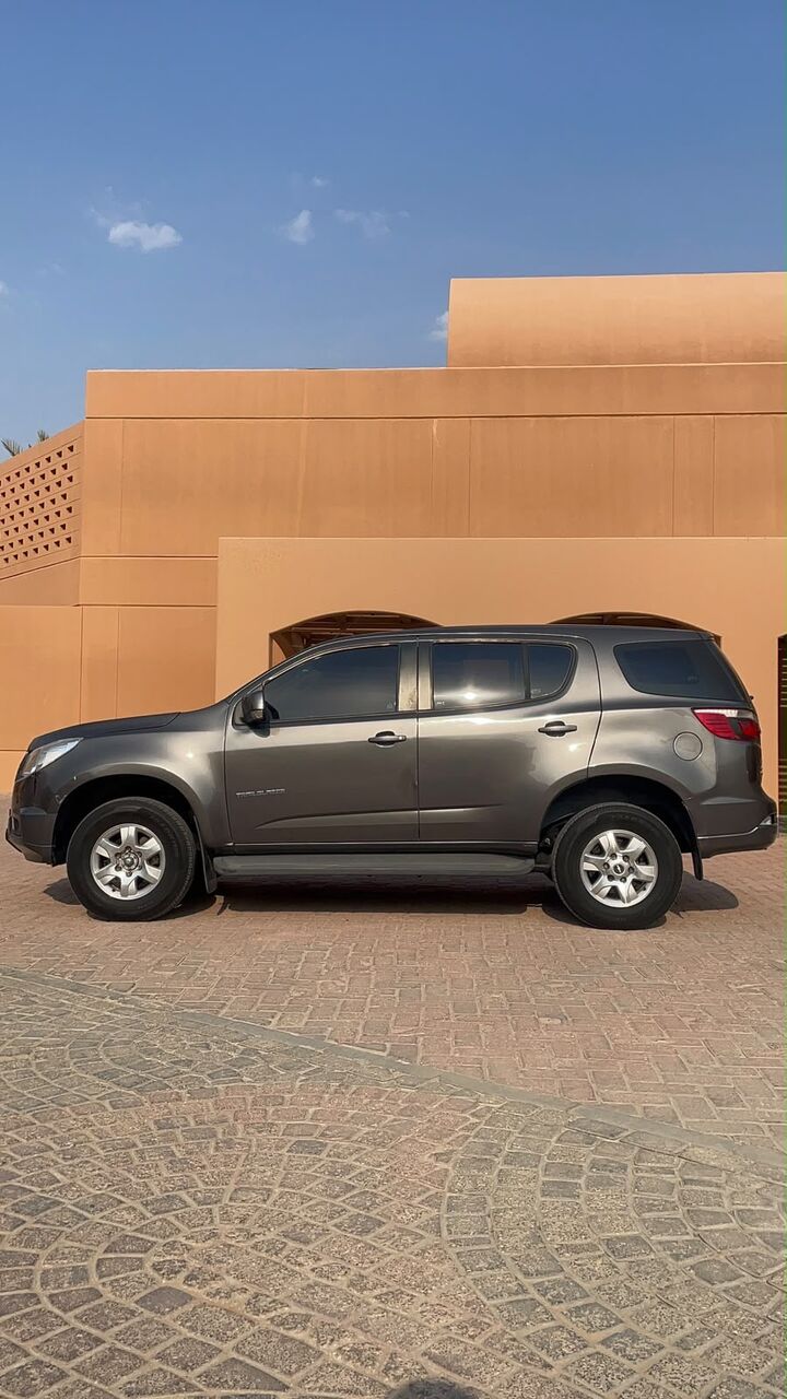 Riyadh, Vehicles, Cars & Trucks , SAR 17,  Chevrolet Trailblazer 2013,  2013,  237000 KM,
