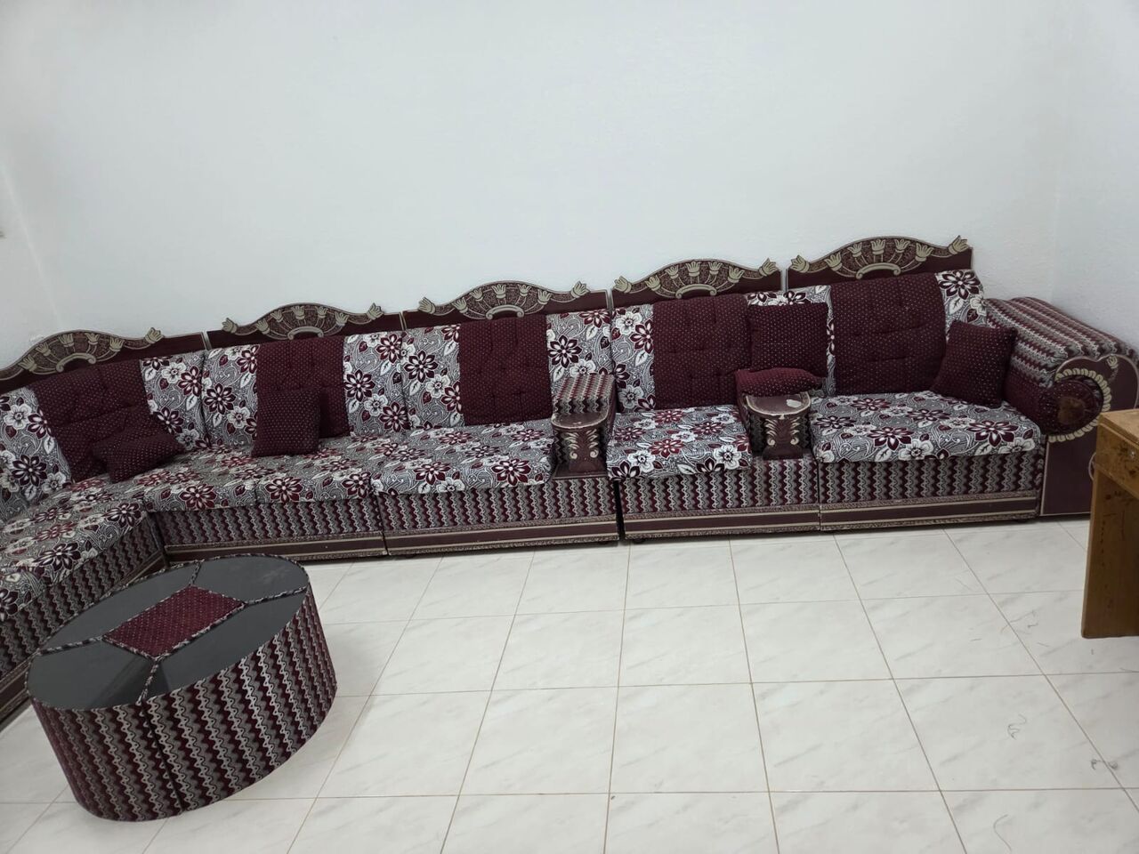 Riyadh, Furniture, SAR 450,  Sofa For Sale, 9 Seater, Comfortable