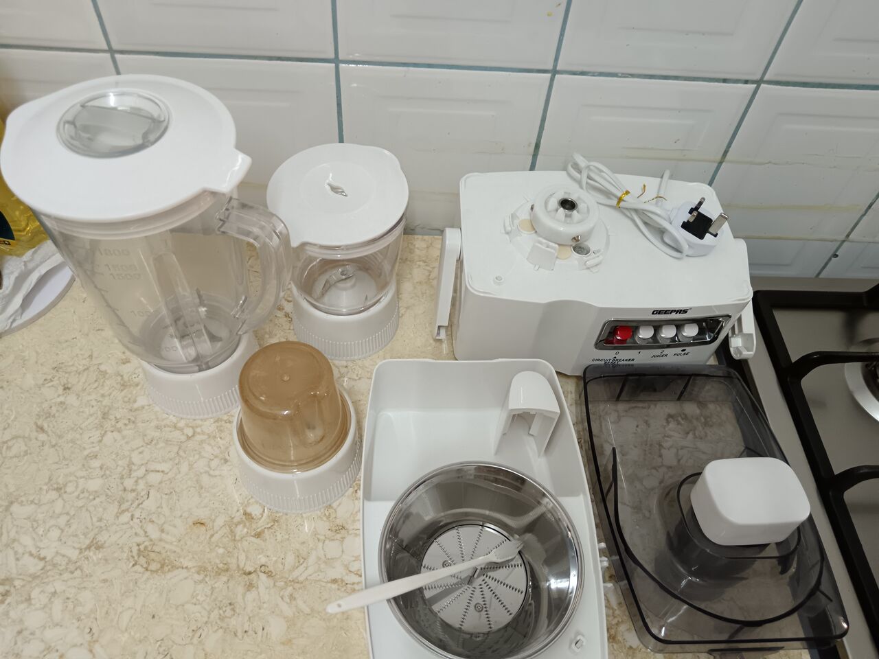 Riyadh, Household Items, SAR 75,  Geepas Blender , Grinder , Juicer Set