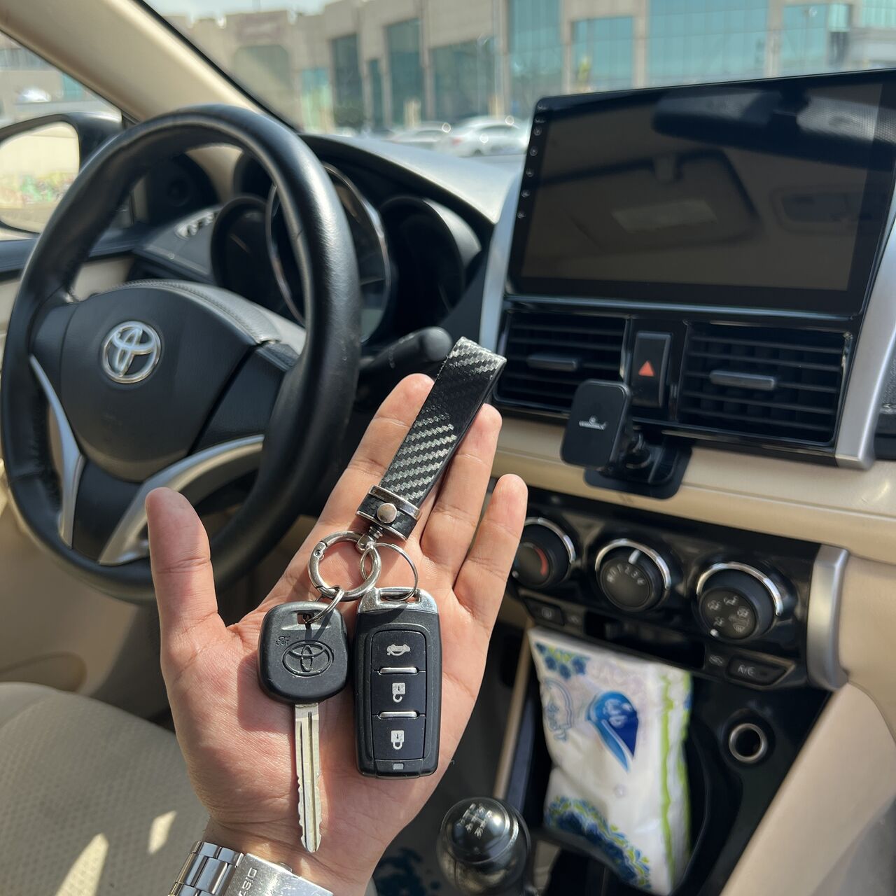 Makkah, Vehicles, Cars & Trucks , SAR 19000,  Toyota Yaris,  2016,  Manual,  400 KM,    &ndash; URGENT SALE