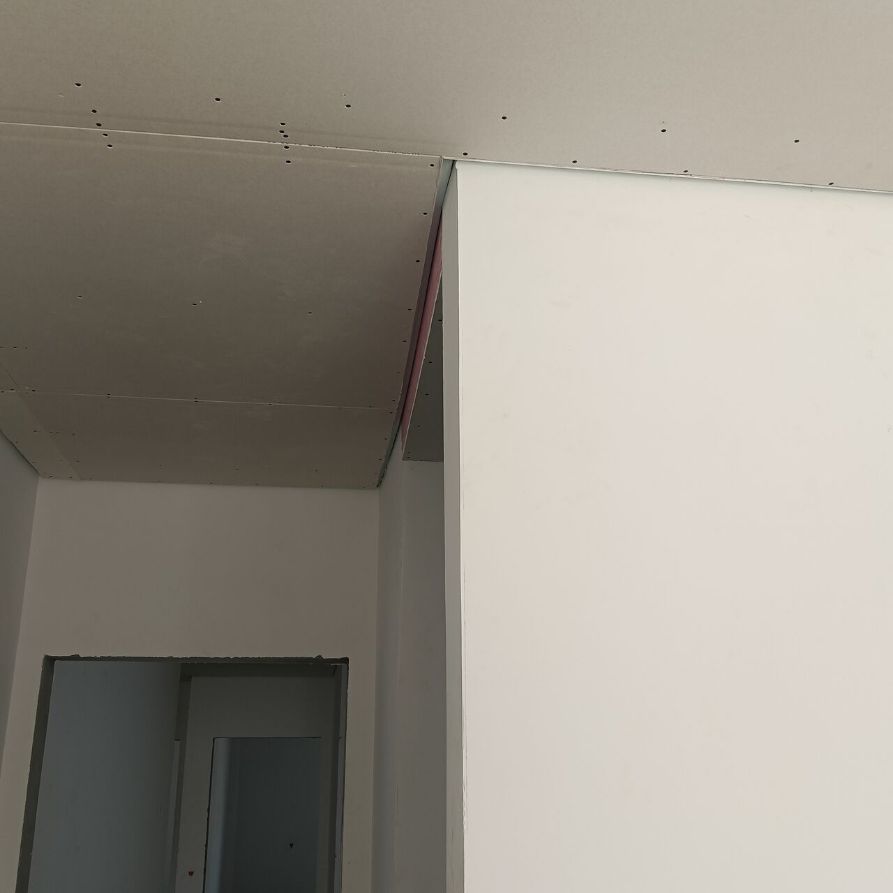 Jeddah, Jobs, Painter